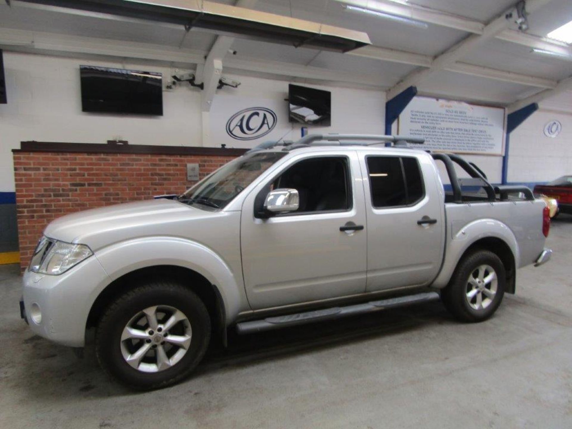 65 15 Nissan Navara Tekna DCi