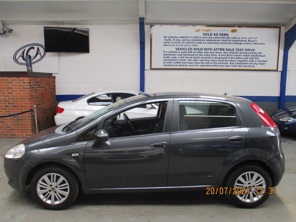 08 0 Fiat Punto Dyn M-Jet 16V - Image 3 of 18