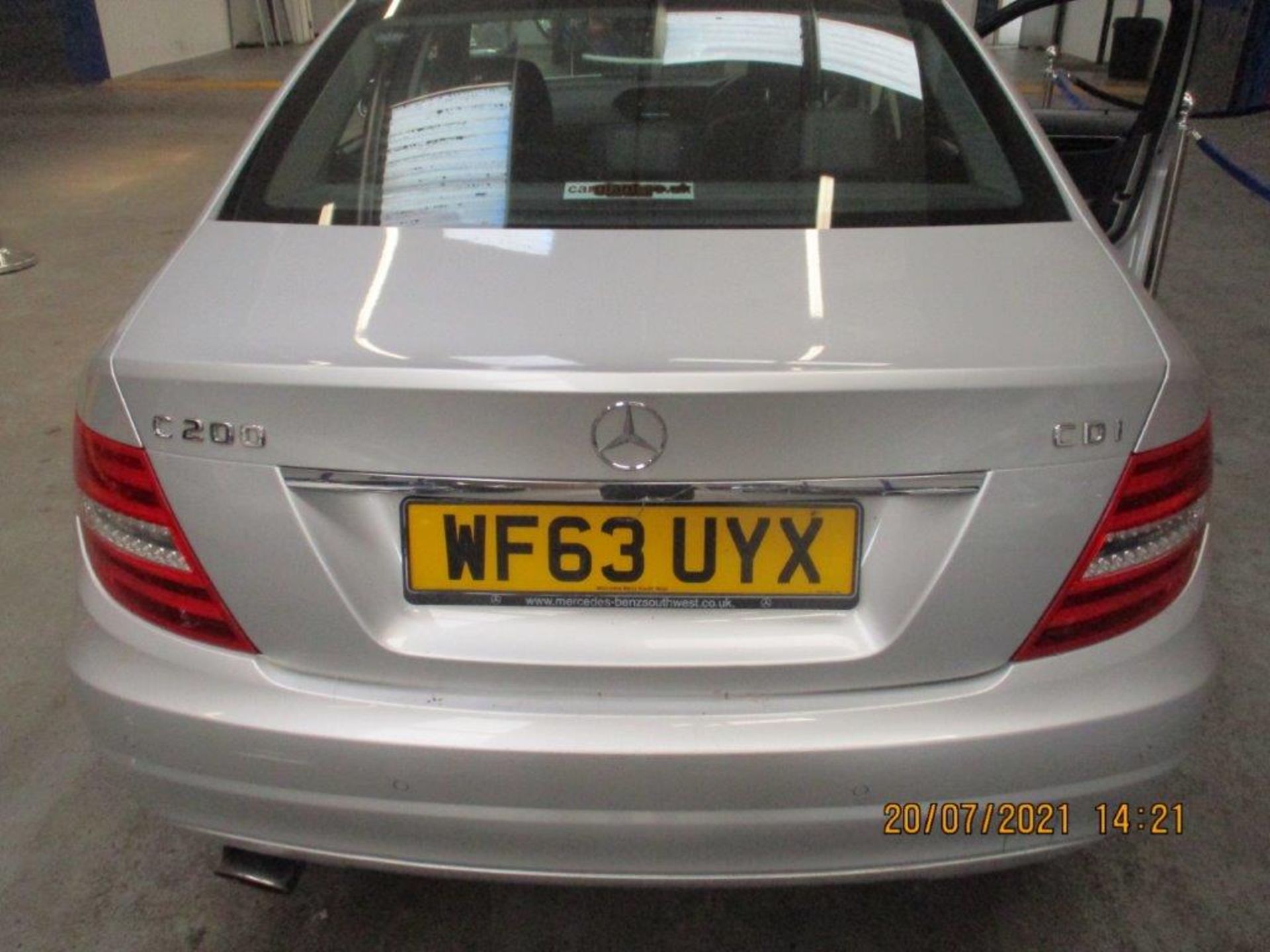 63 13 Mercedes C200 Executive SE CDI - Image 9 of 18