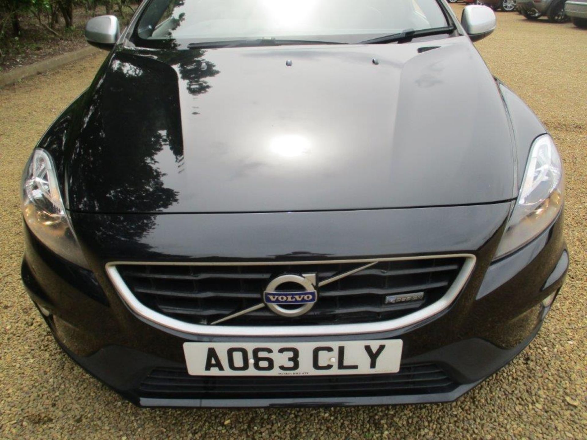 63 13 Volvo V40 R-Design D2 - Image 3 of 22