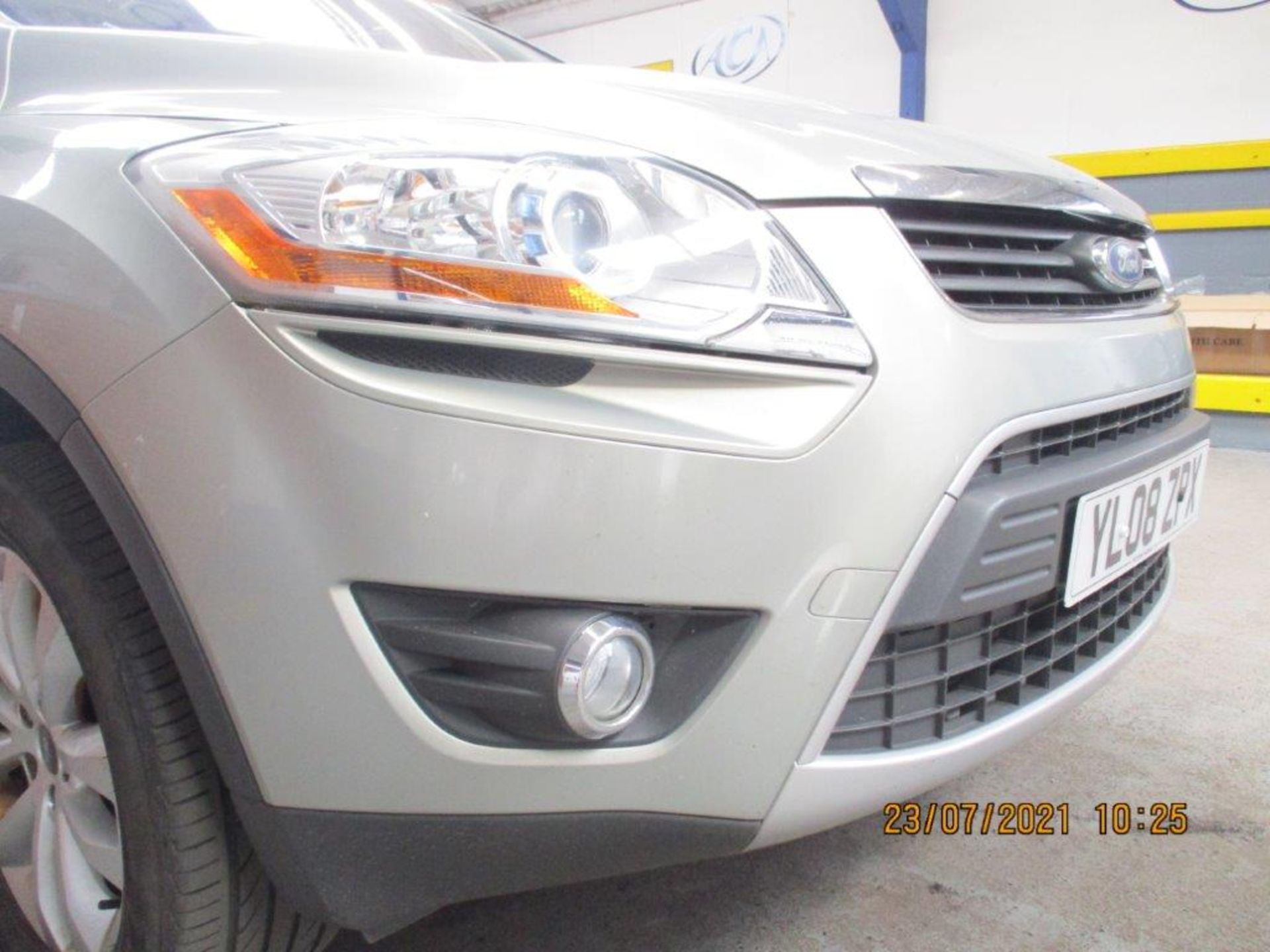 08 08 Ford Kuga Titanium TDCi - Image 15 of 21