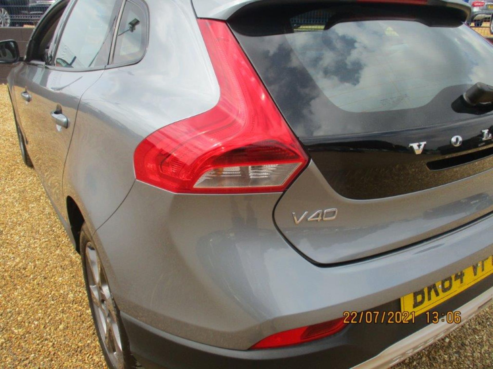 64 14 Volvo V40 Cross Country LUX - Image 9 of 26