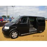 07 07 VW Caravelle Exec TDi 174