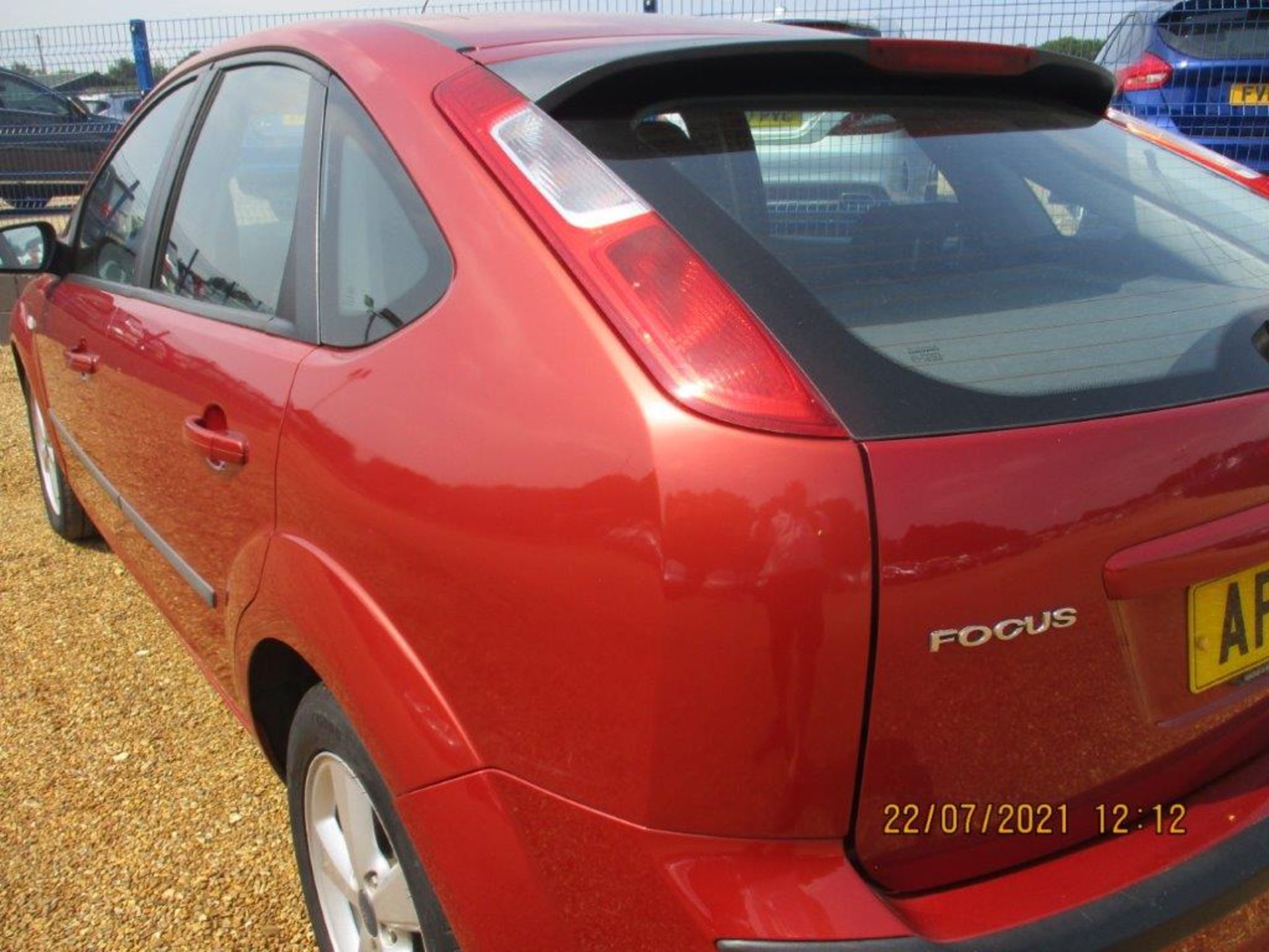 07 07 Ford Focus Zetec Climate - Image 6 of 18