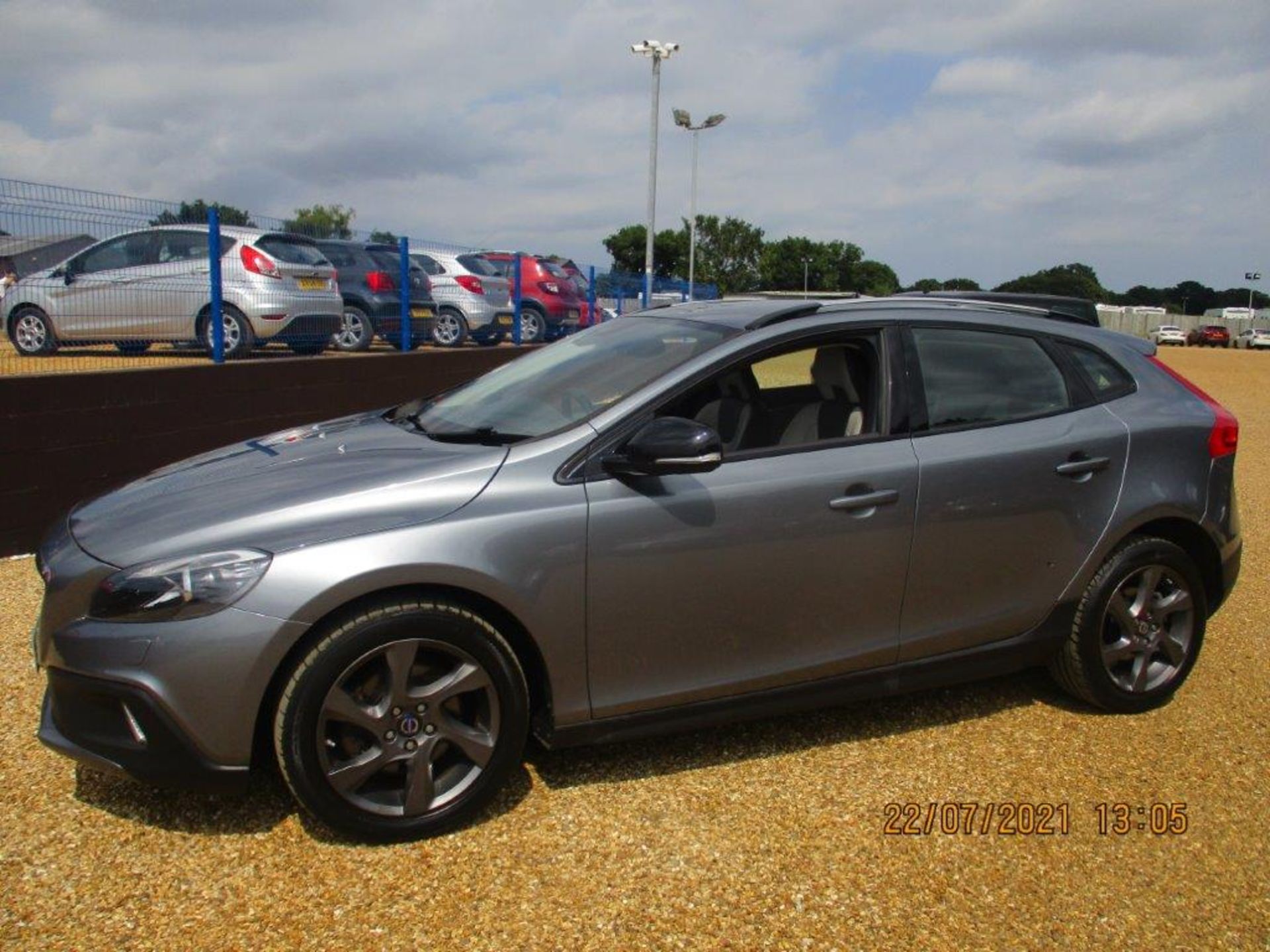 64 14 Volvo V40 Cross Country LUX