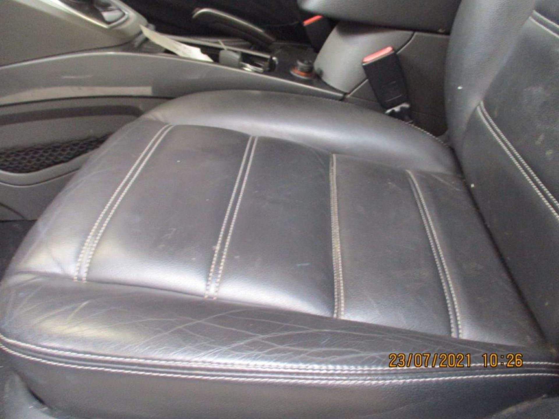 08 08 Ford Kuga Titanium TDCi - Image 17 of 21