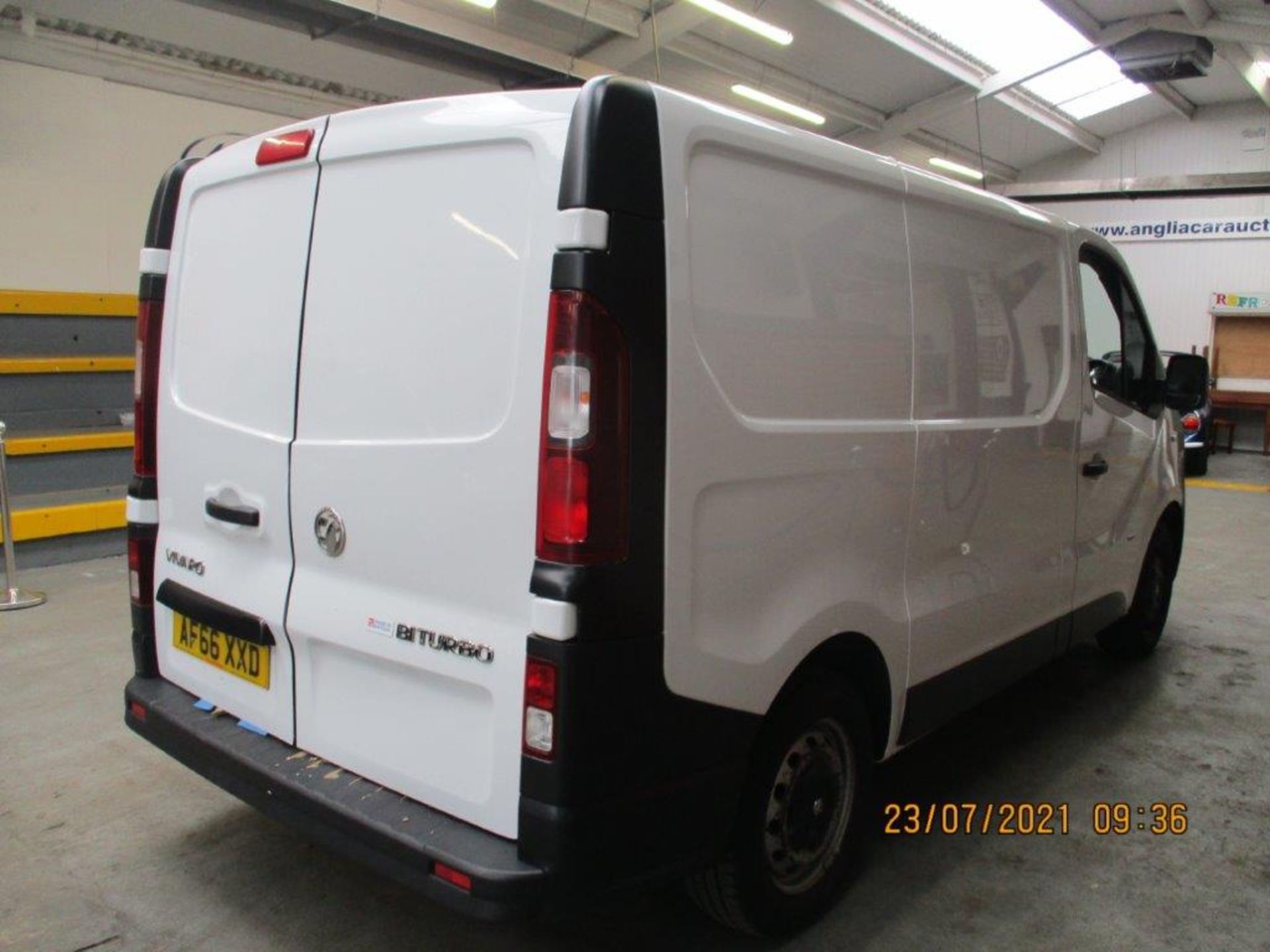 66 16 Vauxhall Vivaro 2900 Bi Turbo - Image 5 of 23