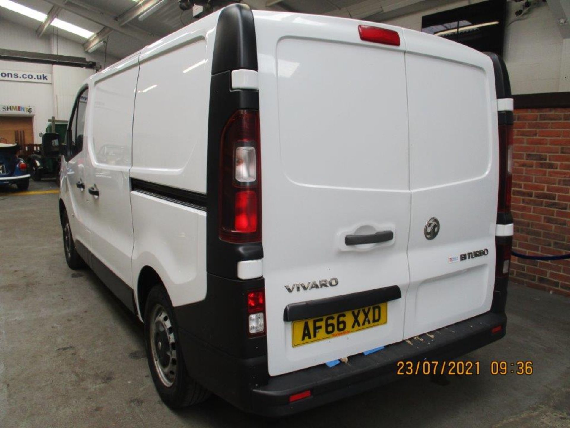 66 16 Vauxhall Vivaro 2900 Bi Turbo - Image 2 of 23