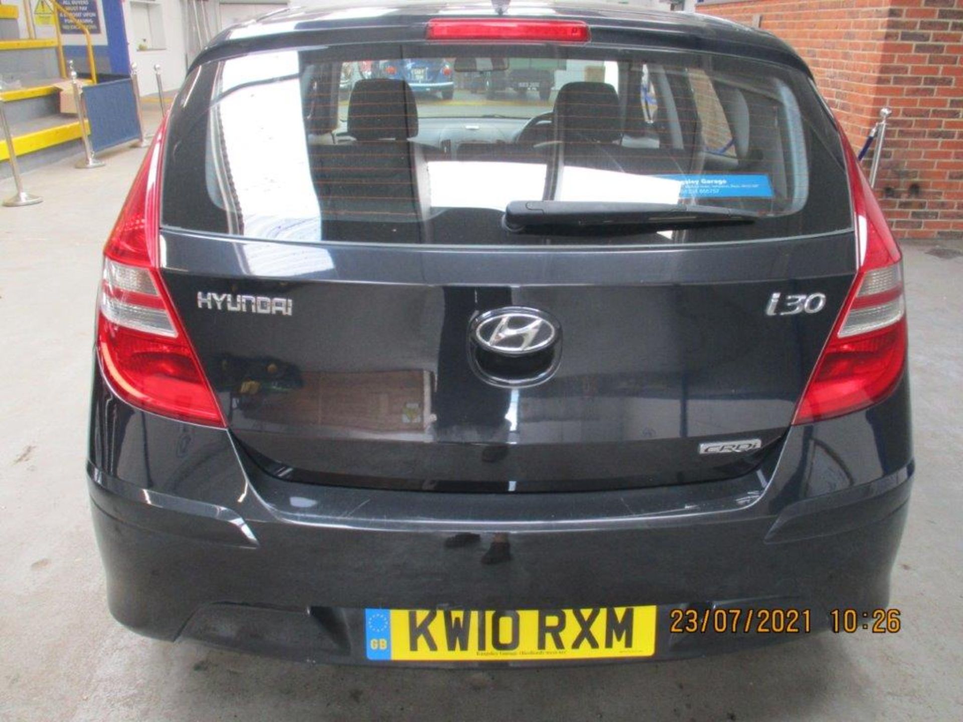 10 10 Hyundai i30 Comfort CRDi - Image 2 of 18