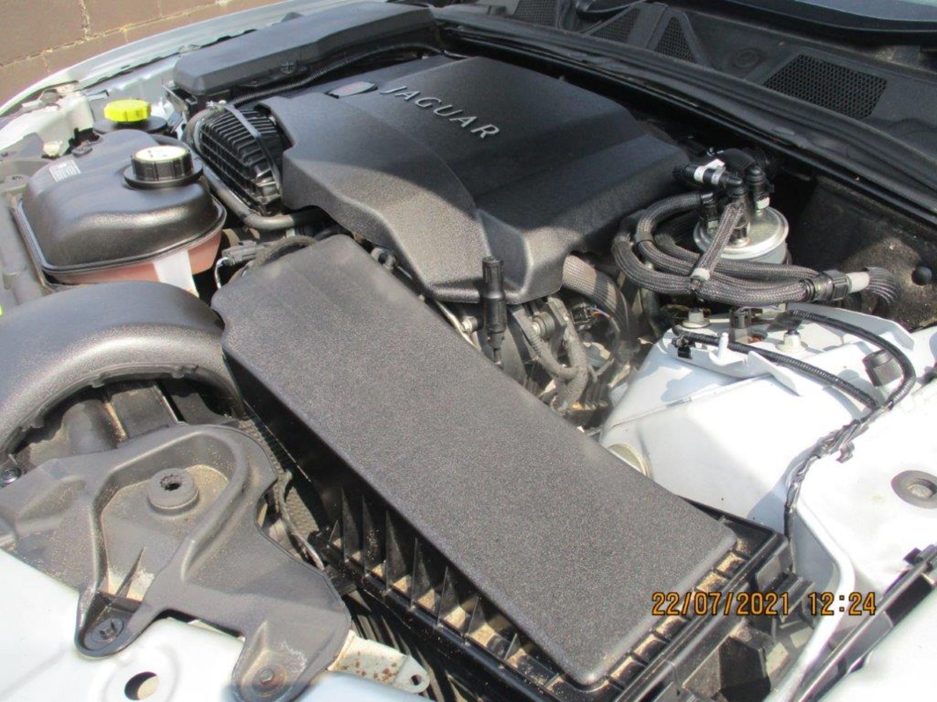 61 11 Jaguar XF S Portofolio V6 - Image 20 of 23