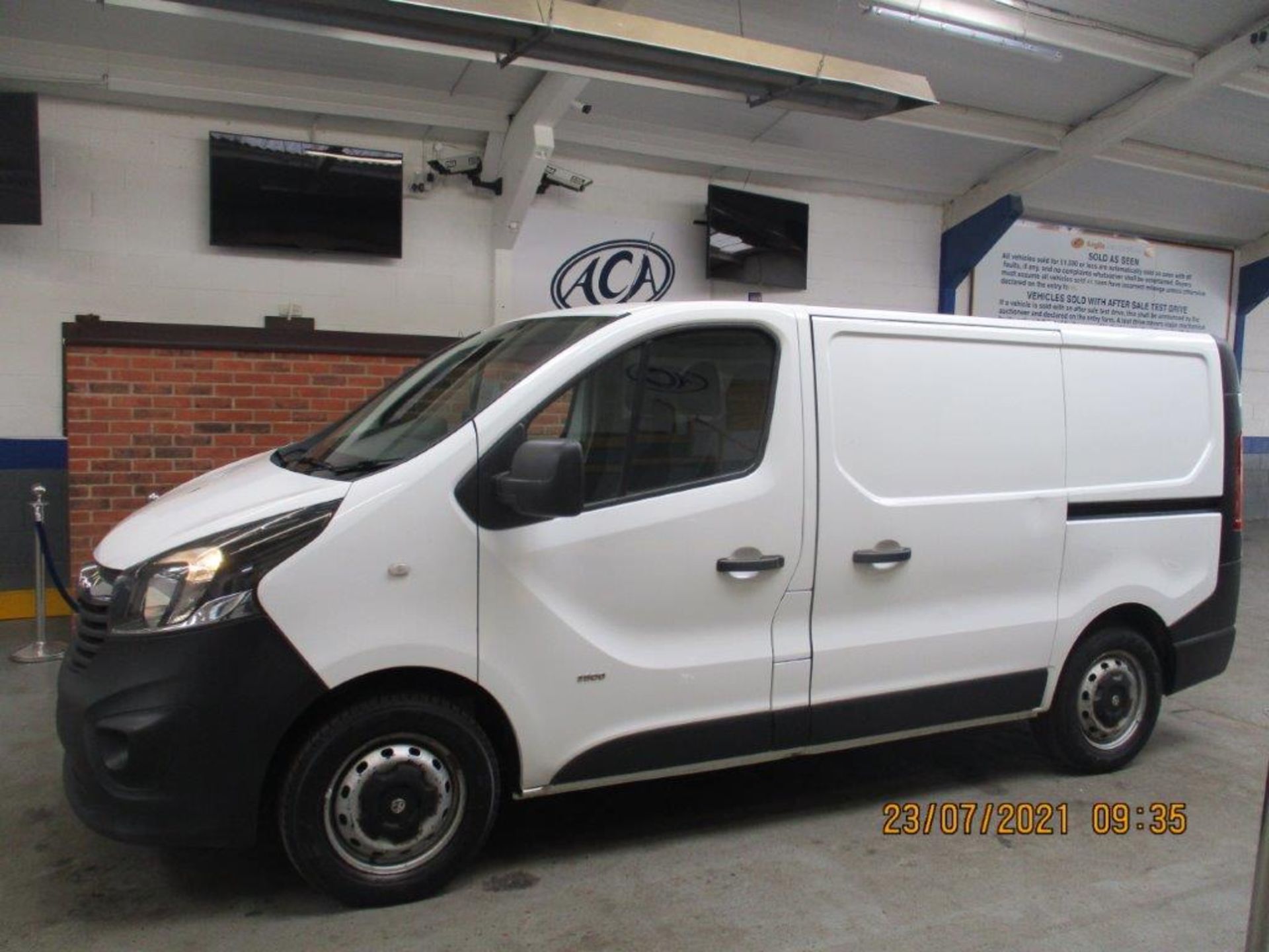 66 16 Vauxhall Vivaro 2900 Bi Turbo