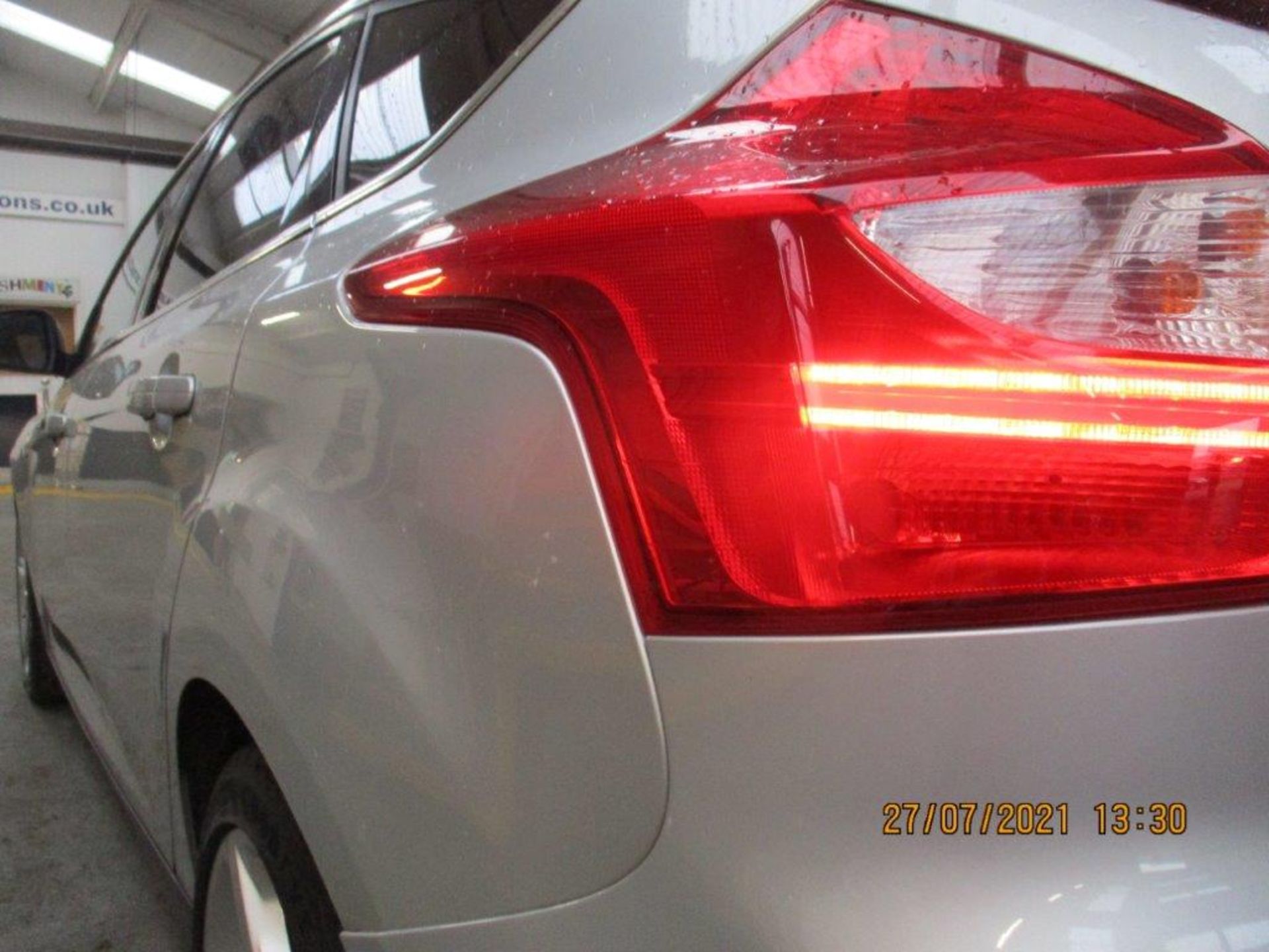 14 14 Ford Focus Titanium Navigator - Image 10 of 24