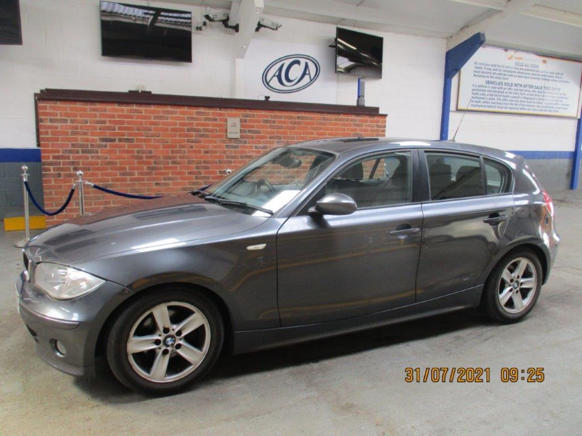 05 05 BMW 120D Sport