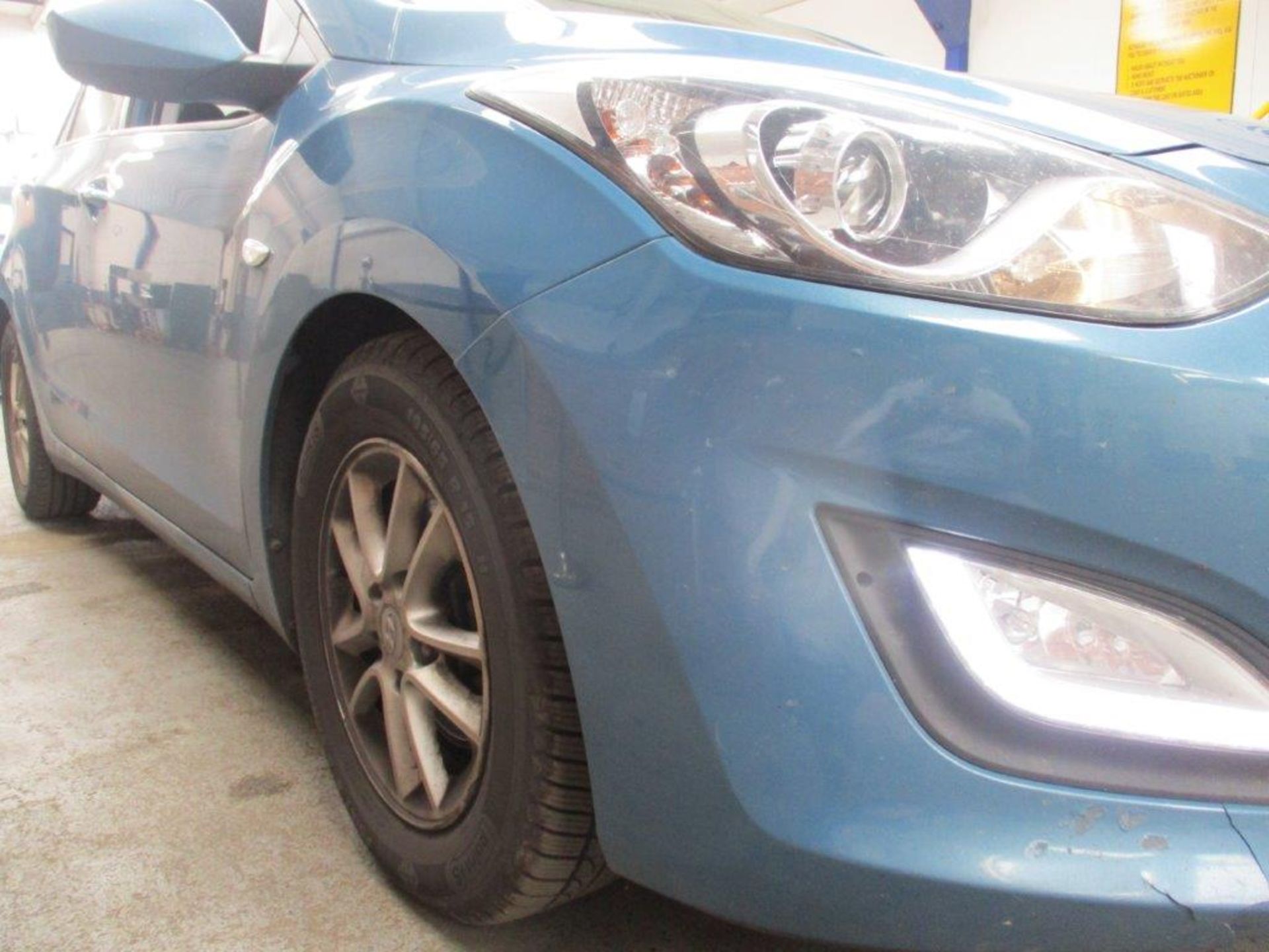 14 14 Hyundai i30 Active Blue Drive - Image 15 of 21
