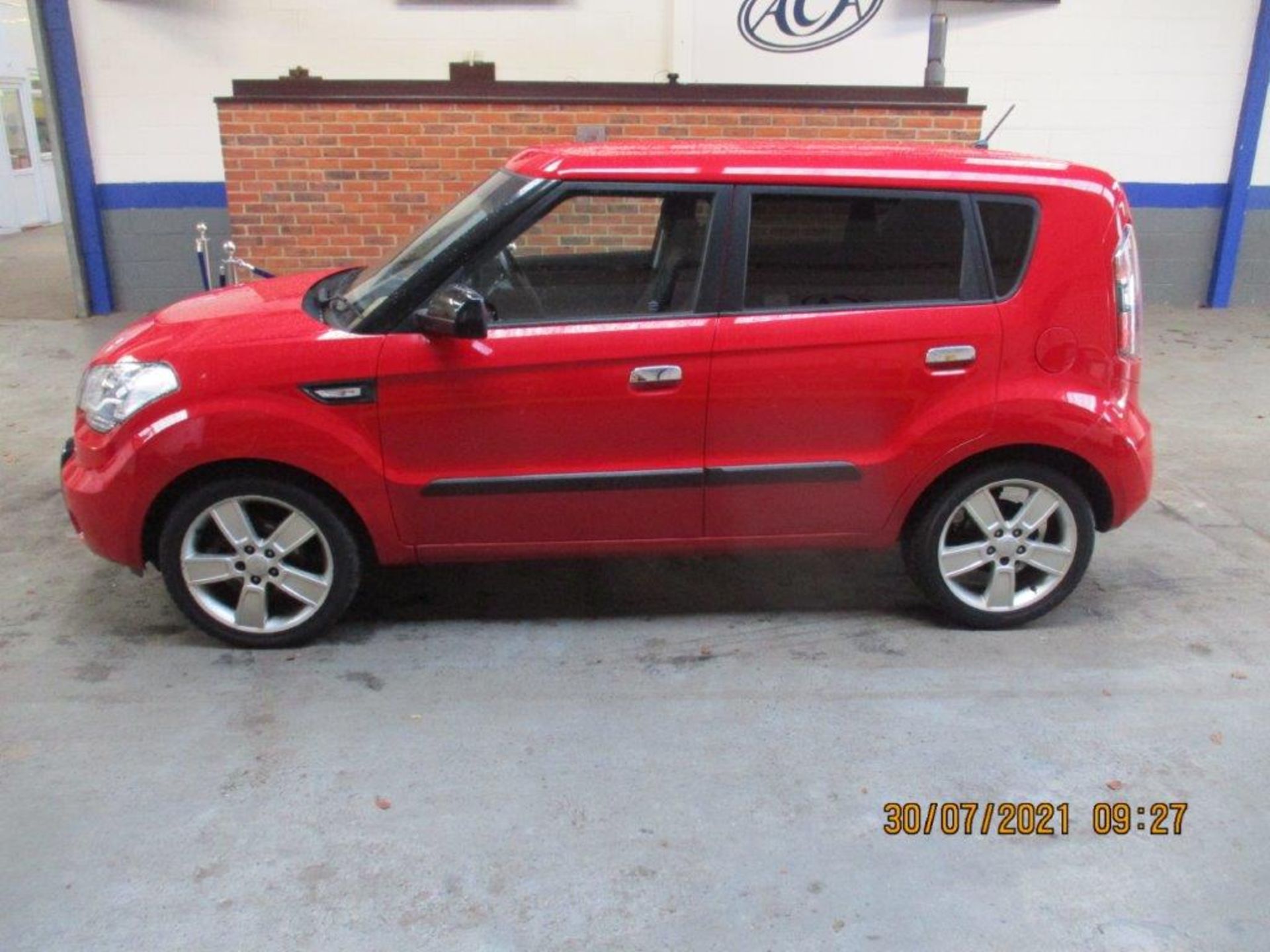 09 09 Kia Soul Samba CRDI - Image 3 of 11