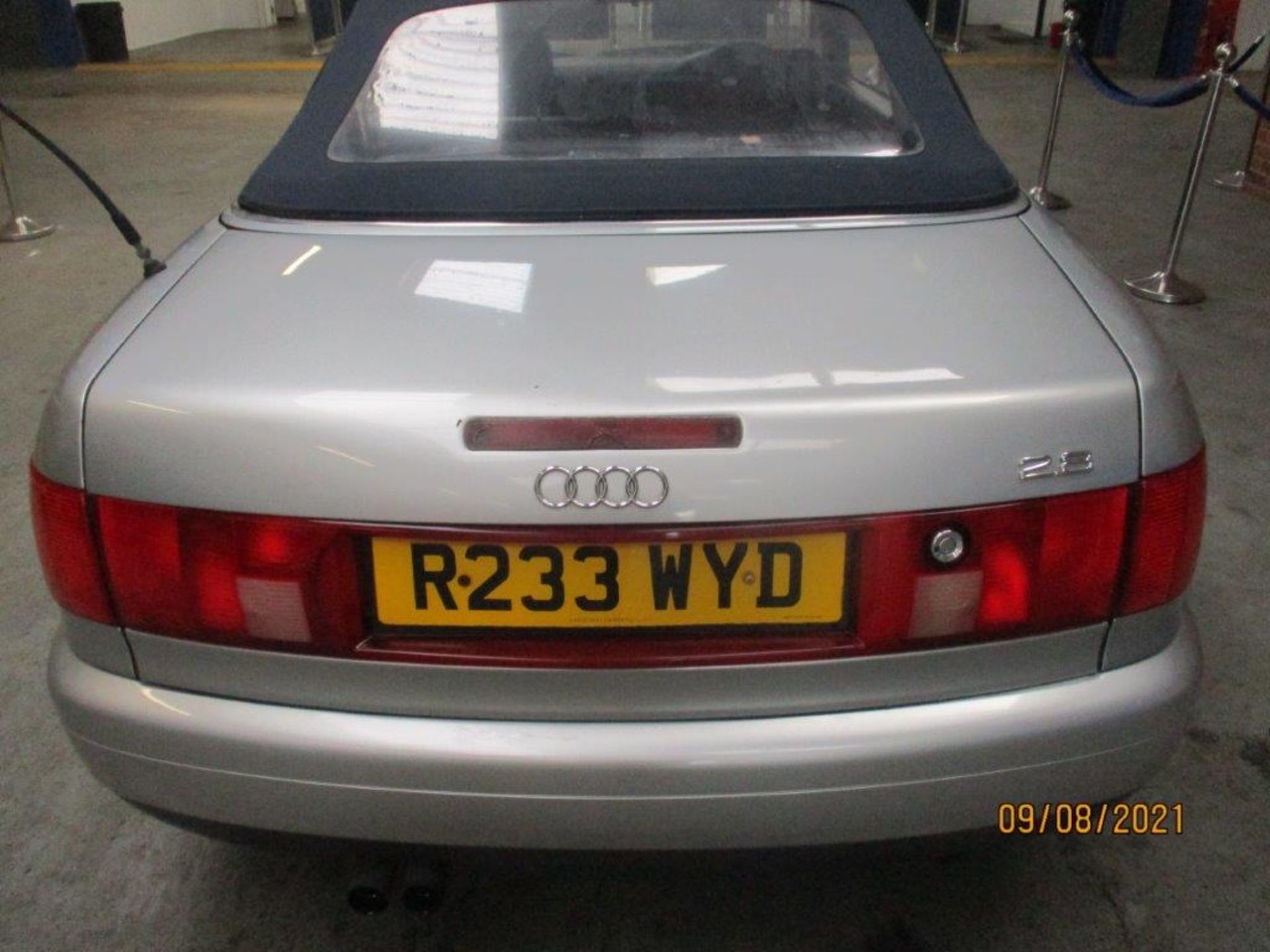 R 98 Audi 2.8 Cabriolet - Image 4 of 26