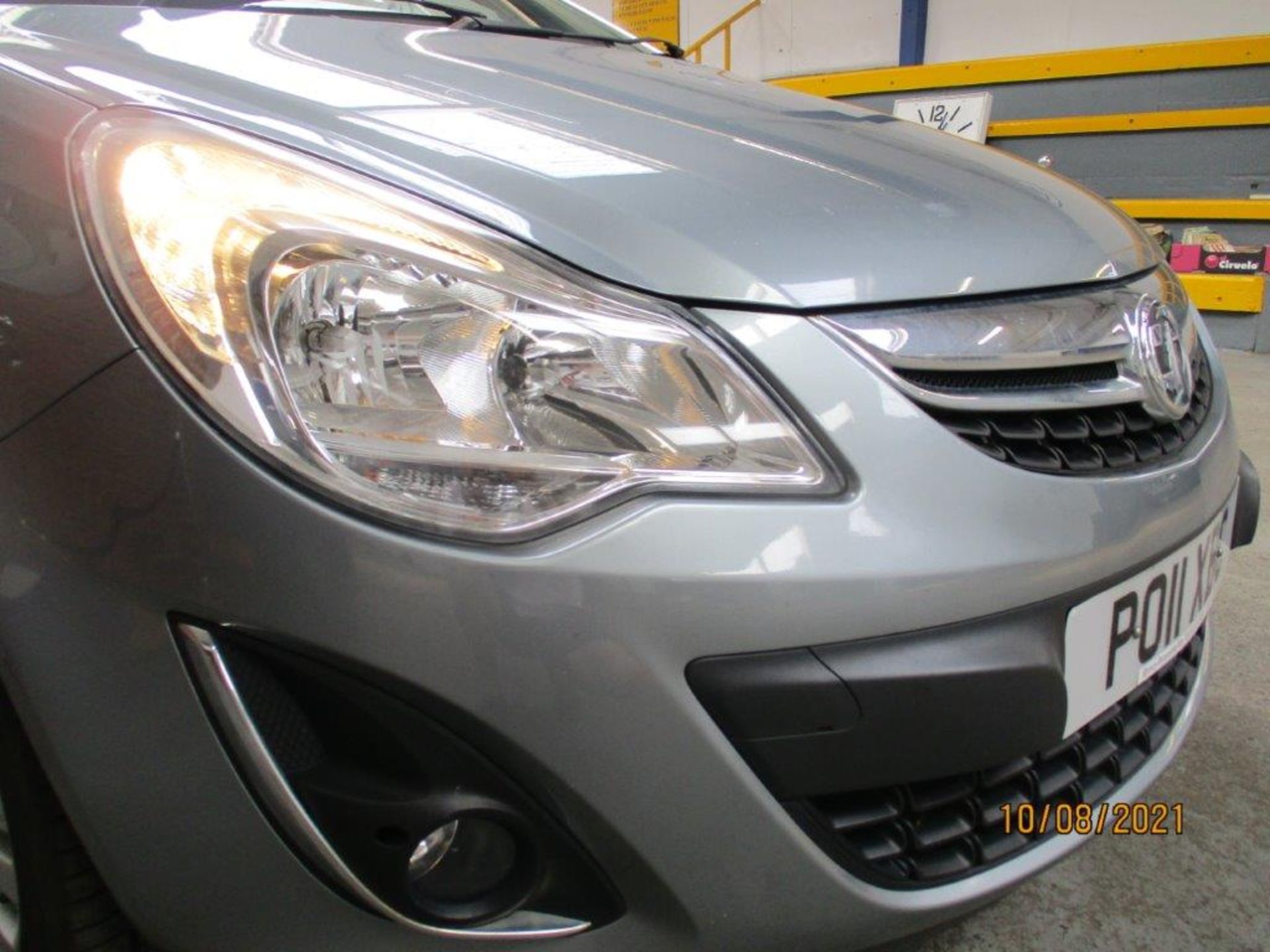 11 11 Vauxhall Corsa SE - Image 11 of 20