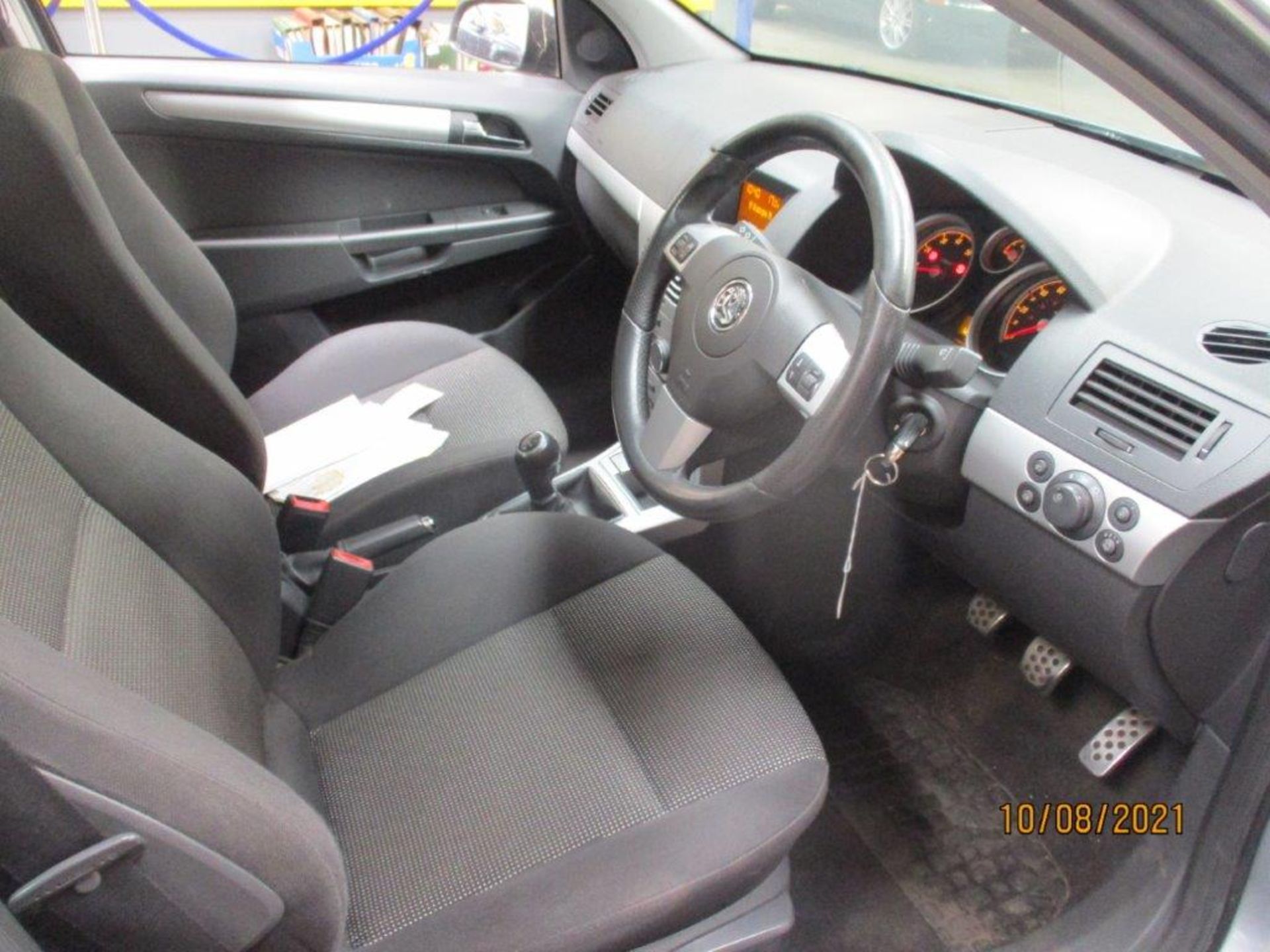 09 09 Vauxhall Astra SXI Twinport - Image 9 of 9