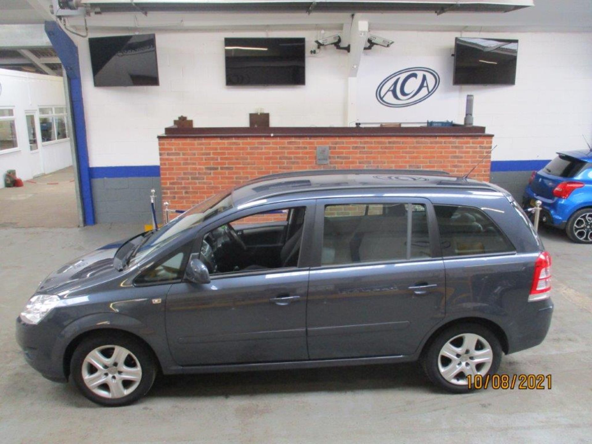 60 10 Vauxhall Zafira Exclusiv - Image 2 of 23