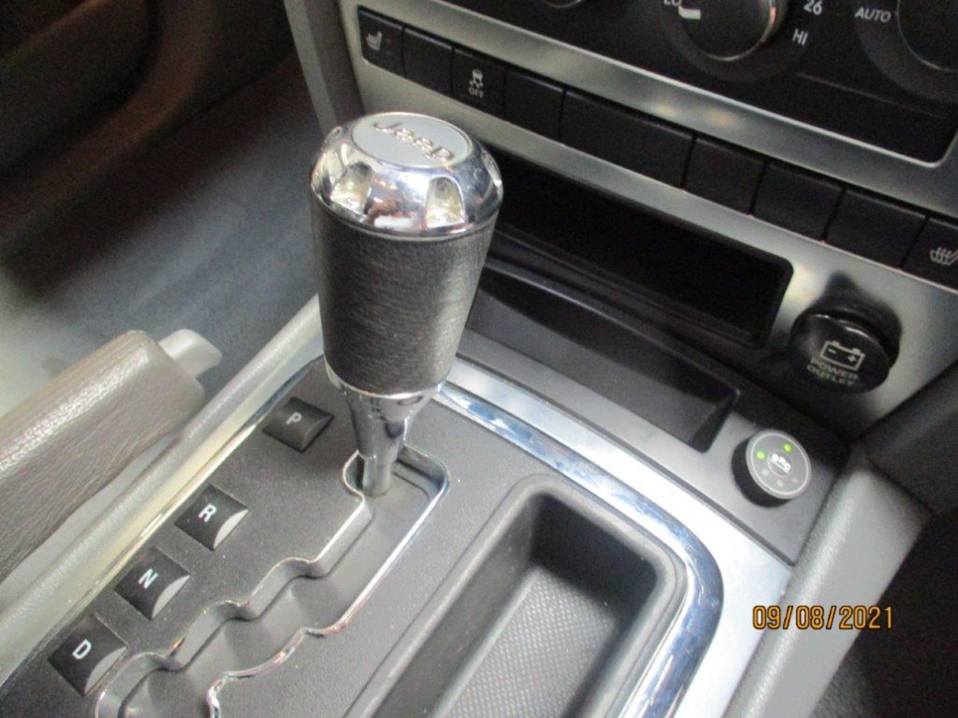 56 06 Jeep Grand Cherokee SPT 8 - Image 19 of 27