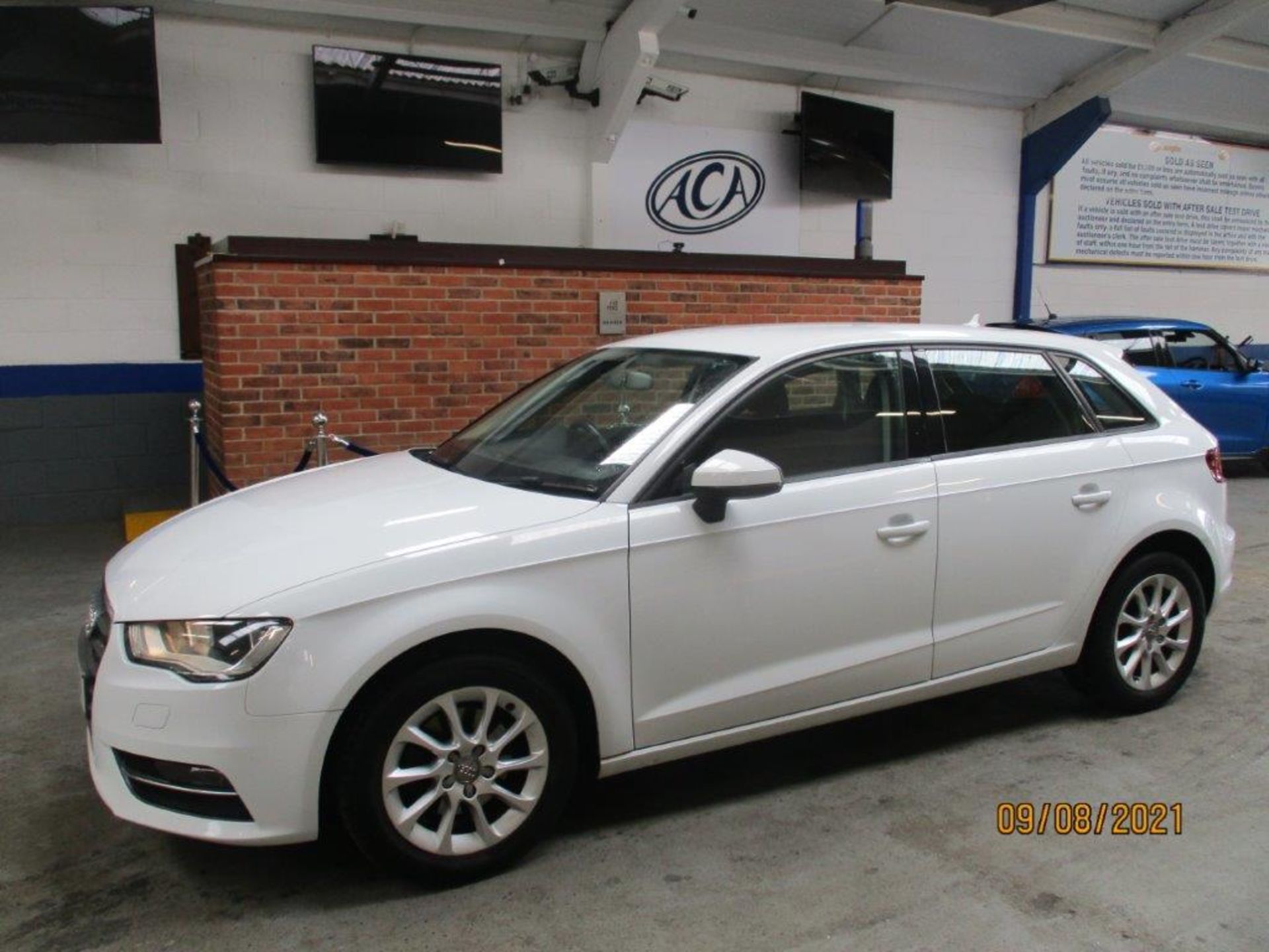 14 14 Audi A3 SE TDi