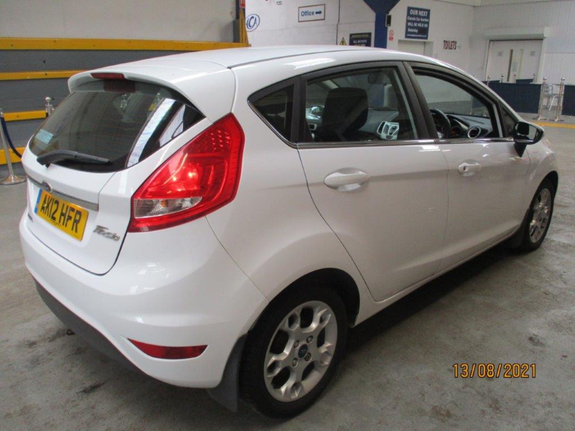 12 12 Ford Fiesta Zetec - Image 3 of 21