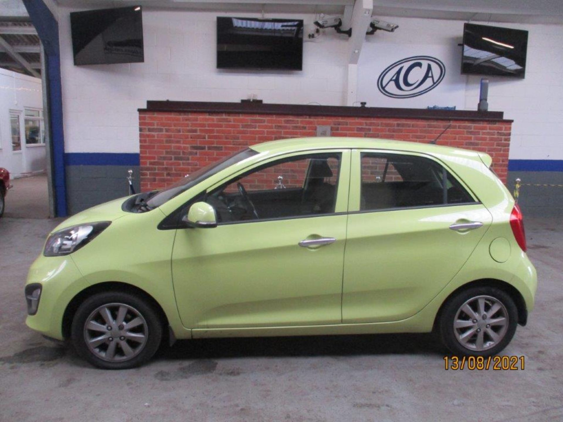 13 13 Kia Picanto 2 - Image 3 of 18