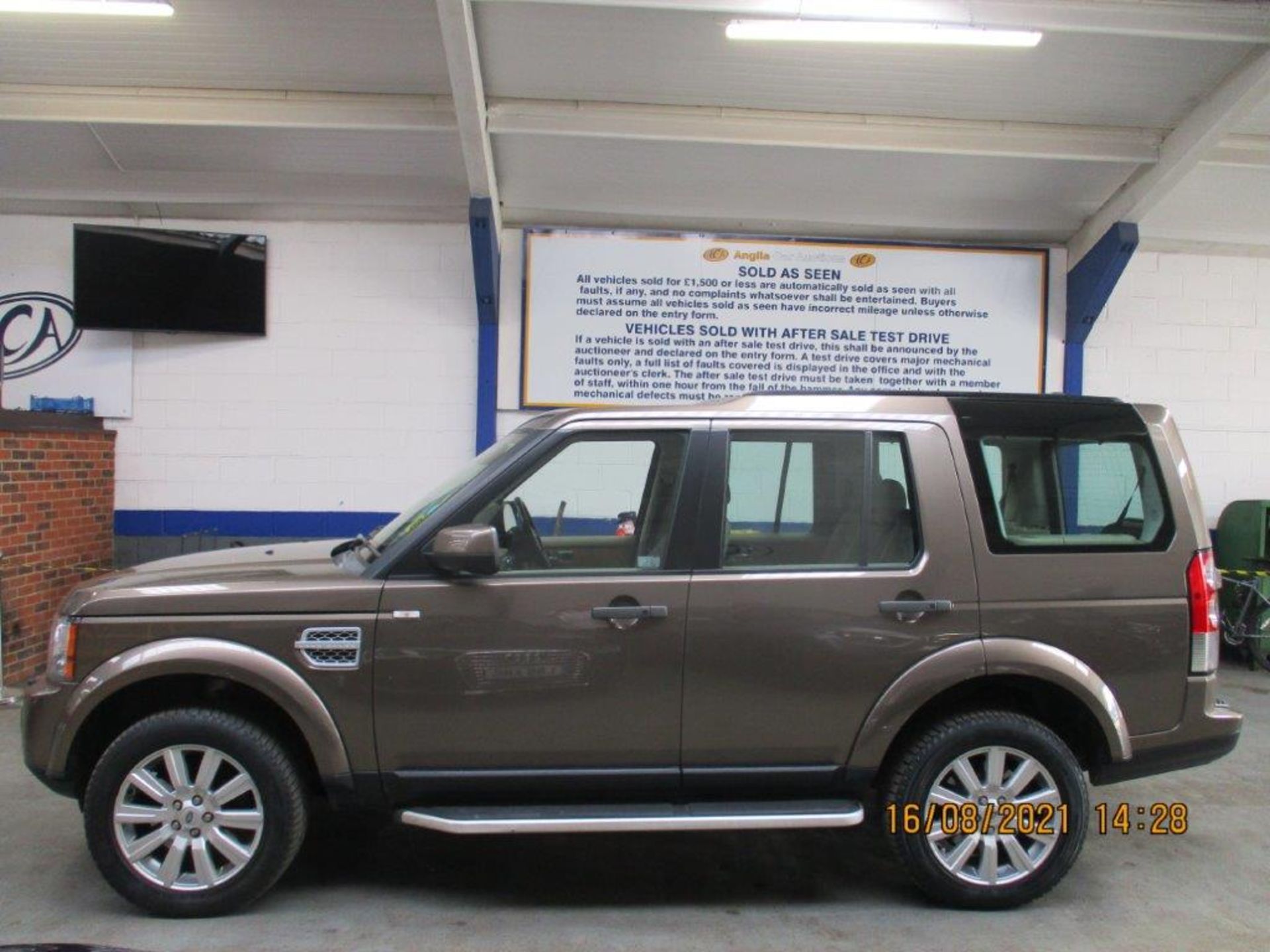 12 12 L/Rover Discovery HSE SDV6 - Image 5 of 32