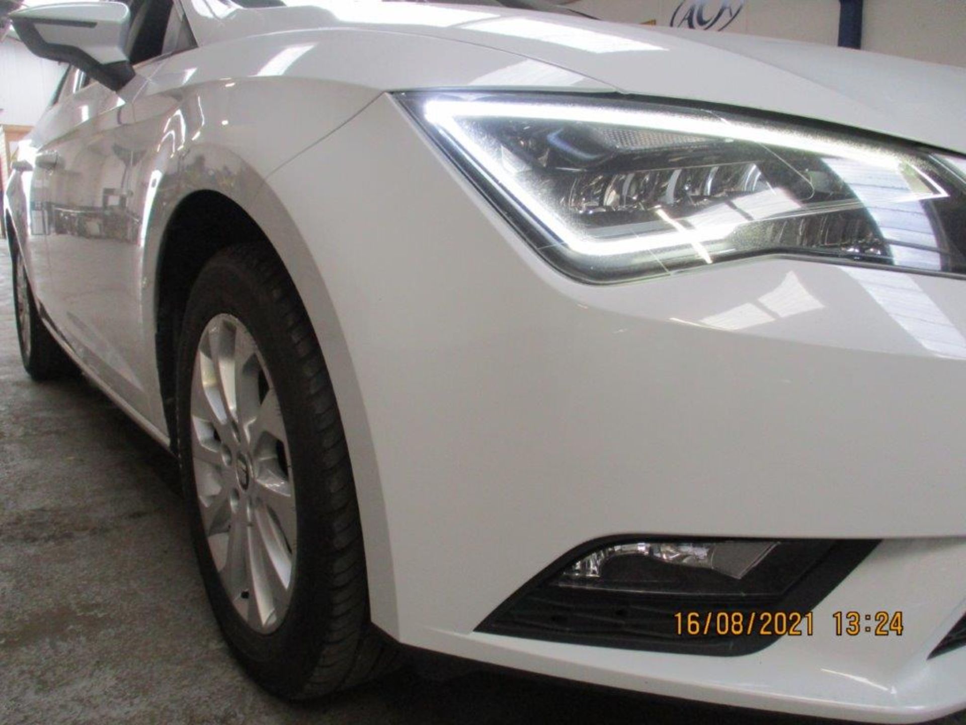 14 14 Seat Leon SE Technology TDI - Image 14 of 19