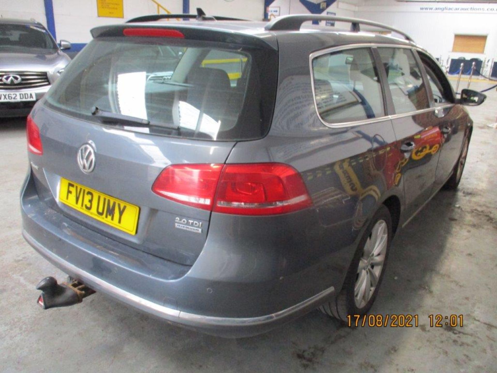 13 13 VW Passat Highline TDI Blue - Image 10 of 22