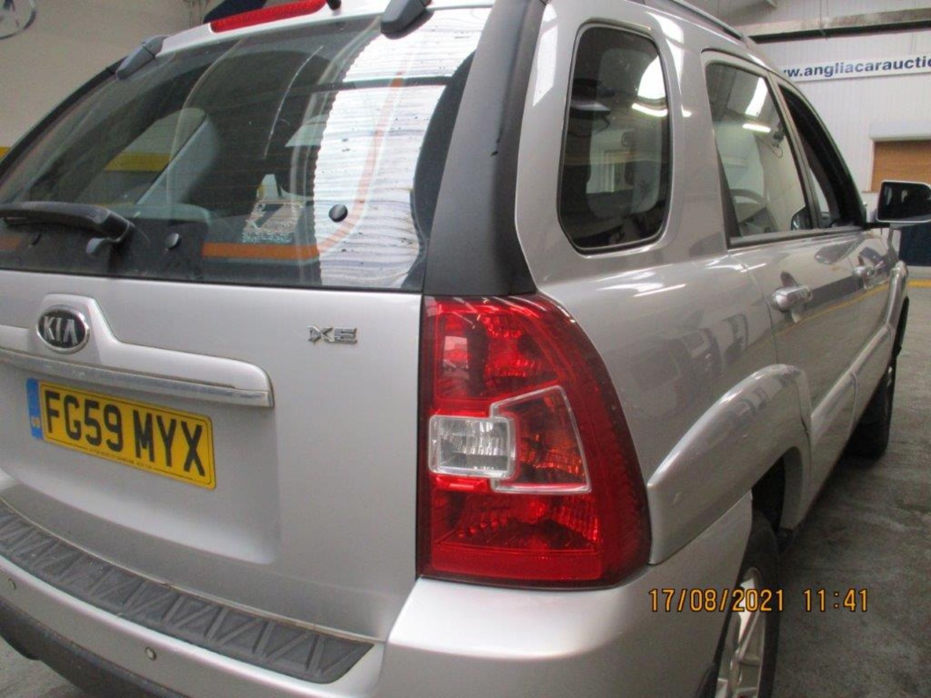 59 09 Kia Sportage XE 4WD - Image 11 of 26