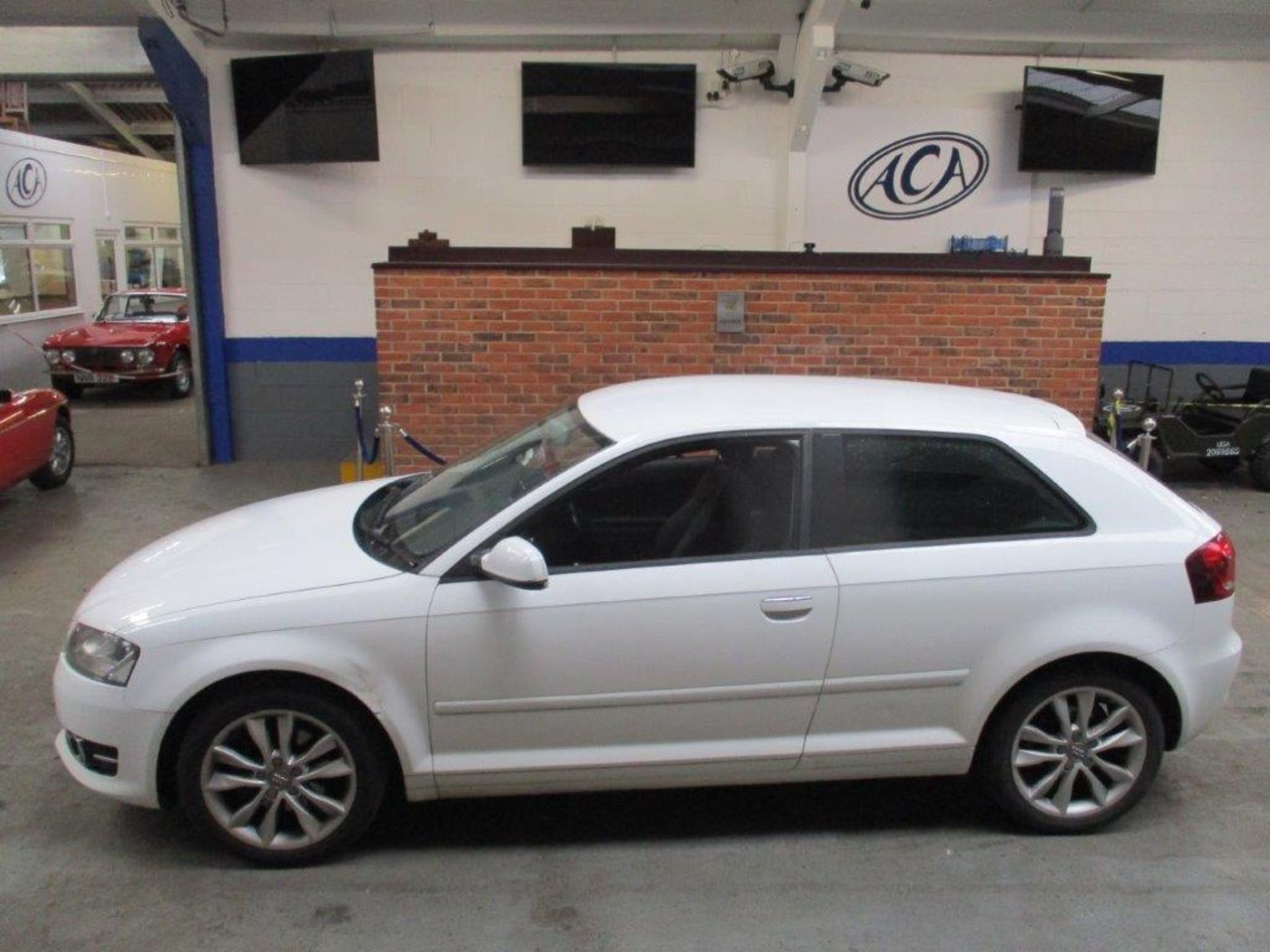 11 11 Audi A3 Sport 138 TDI - Image 2 of 25