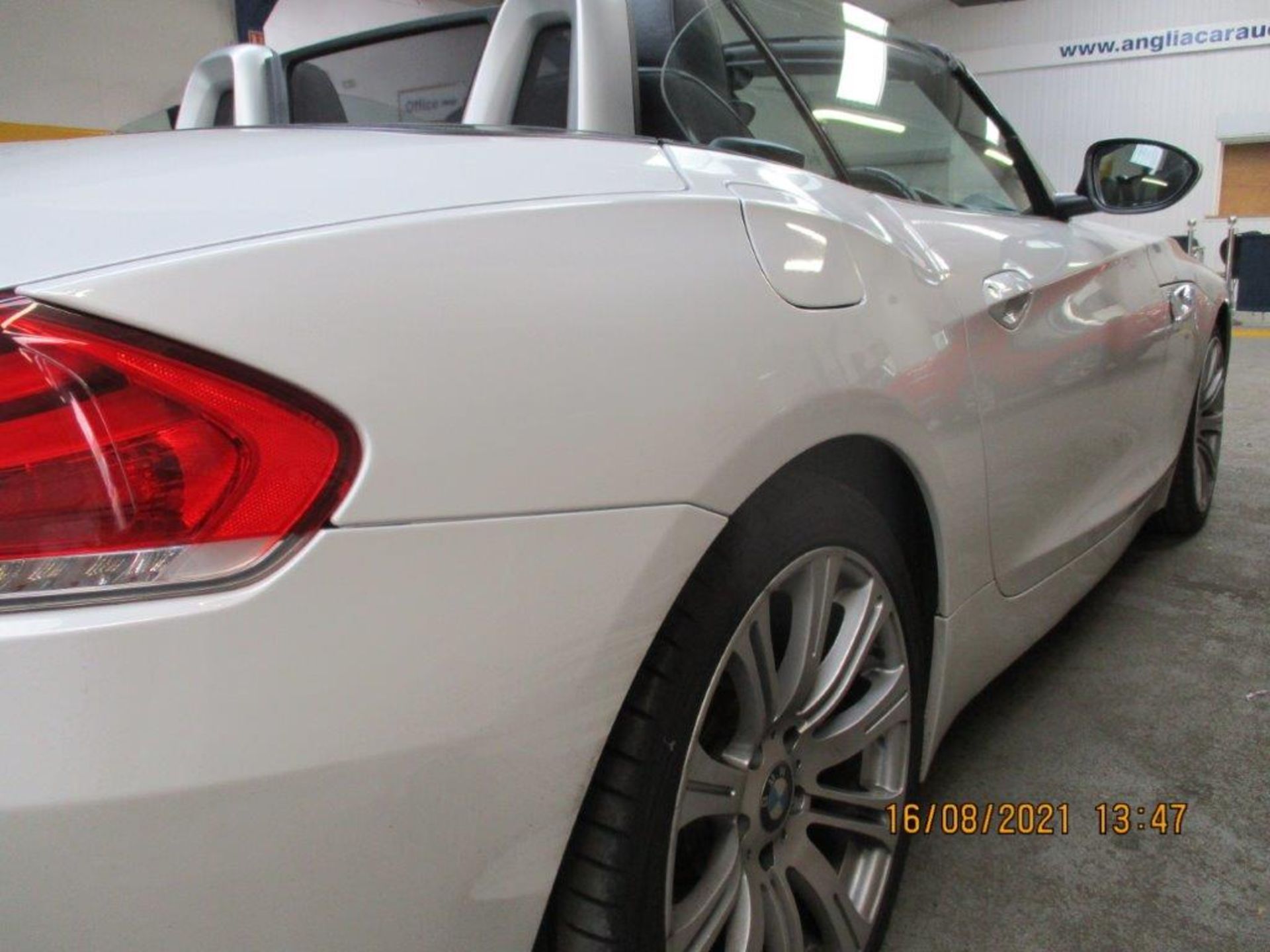 15 15 BMW Z4 S Drive18I M Sport - Image 8 of 26