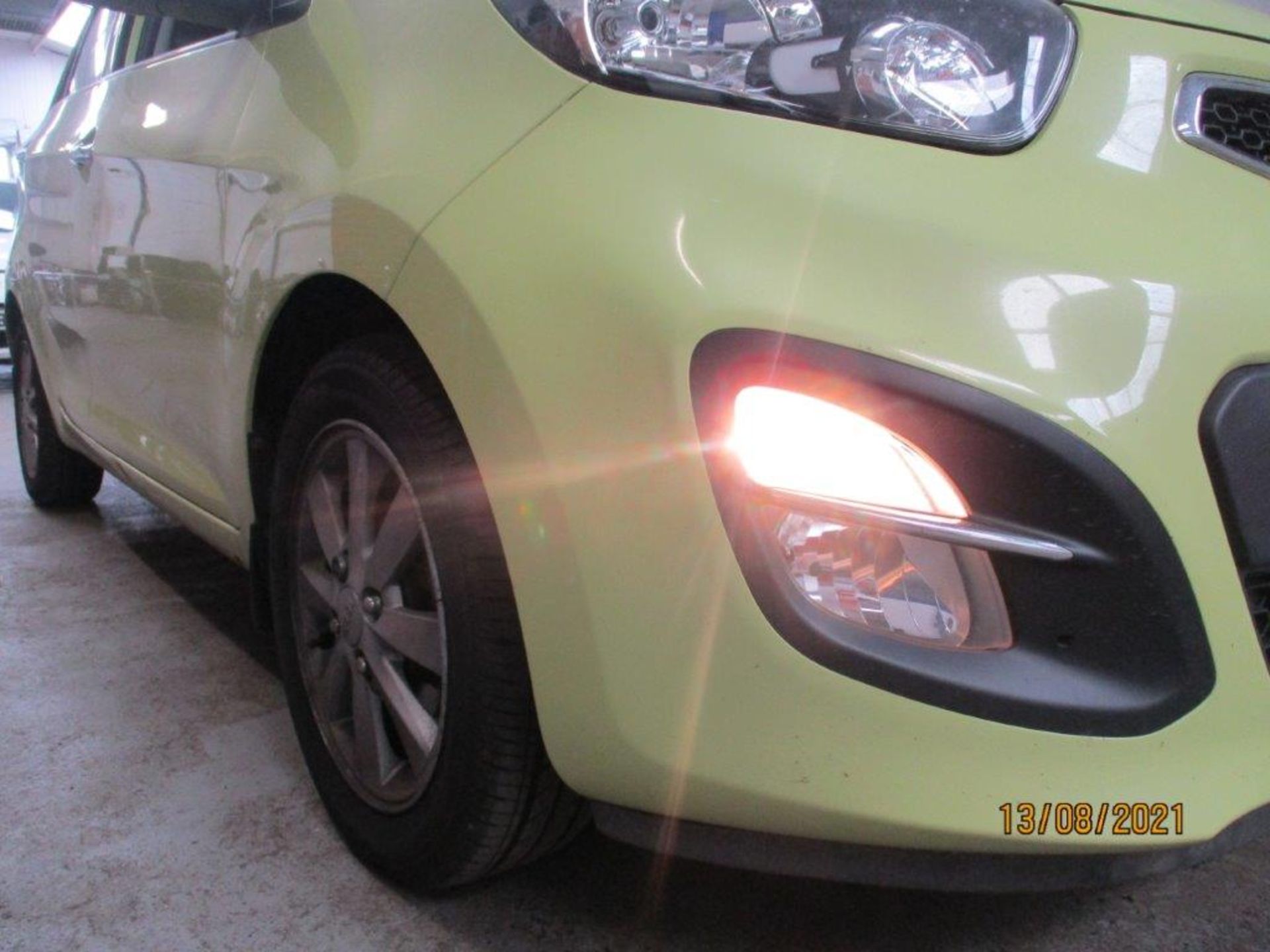 13 13 Kia Picanto 2 - Image 8 of 18