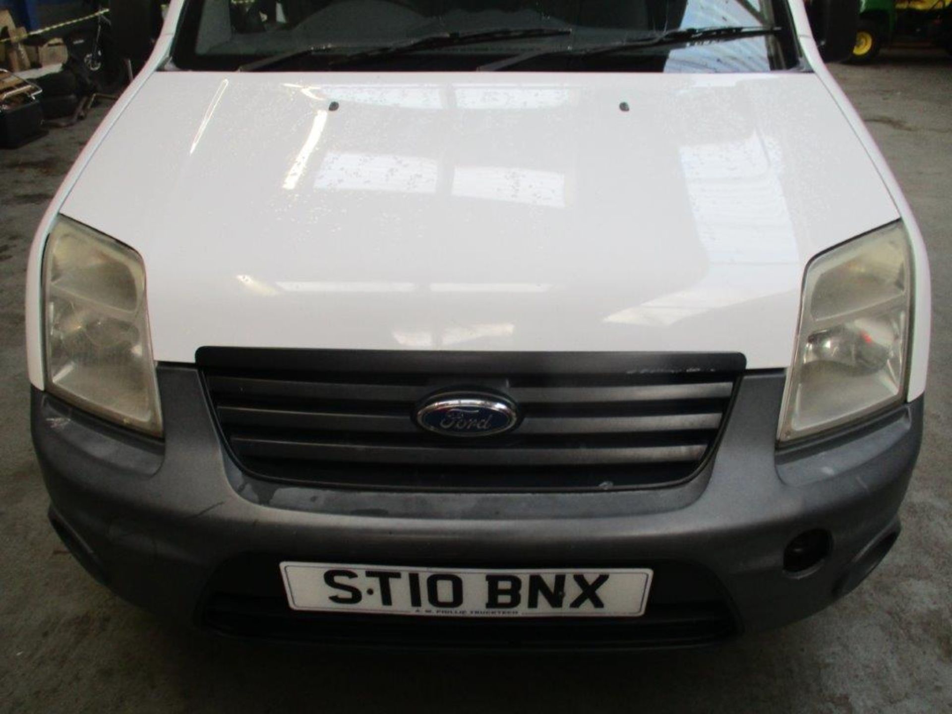 10 10 Ford Transit Connect 75 T220 - Image 4 of 20