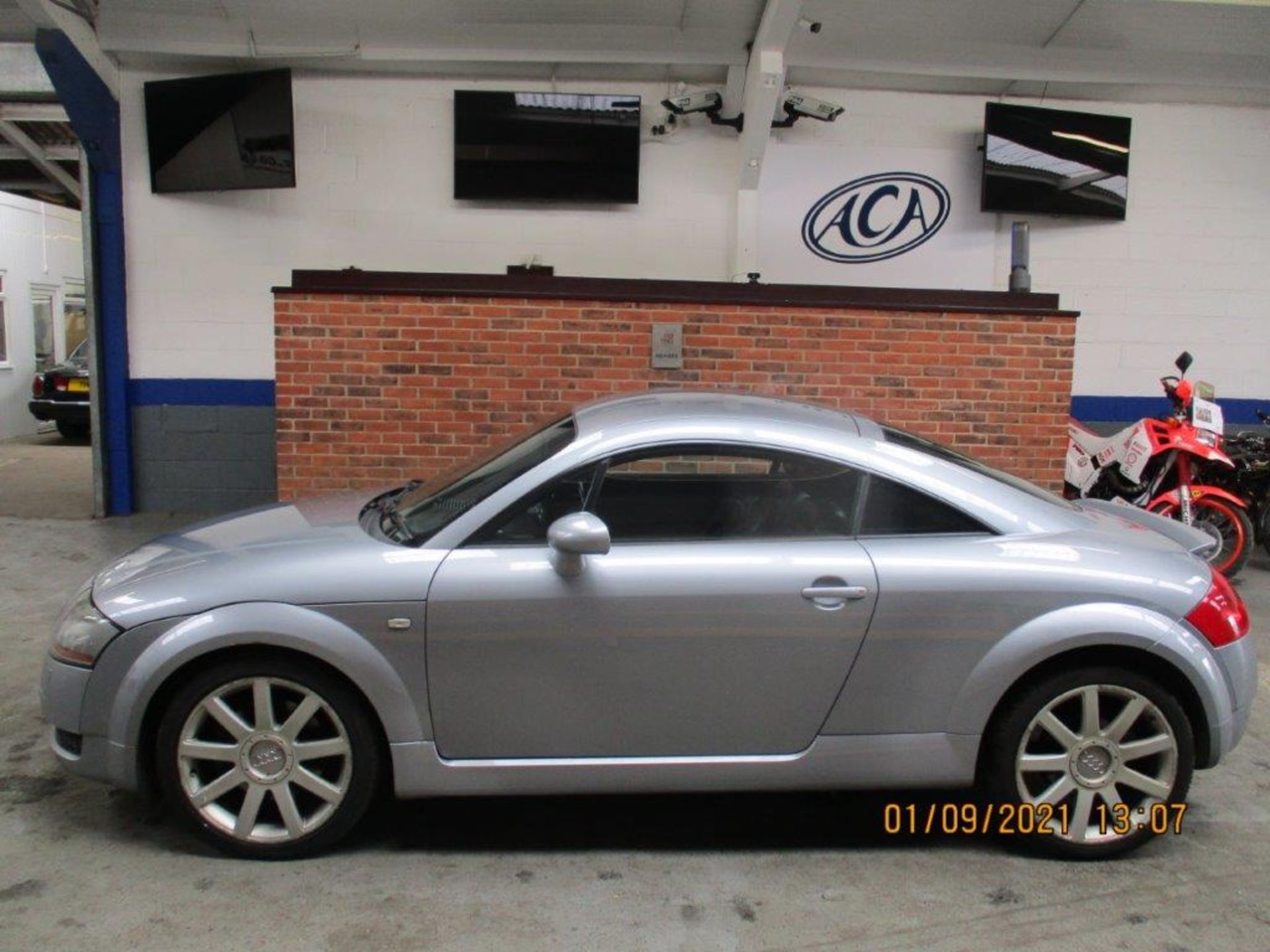 03 53 Audi TT Quattro (225) - Image 2 of 19