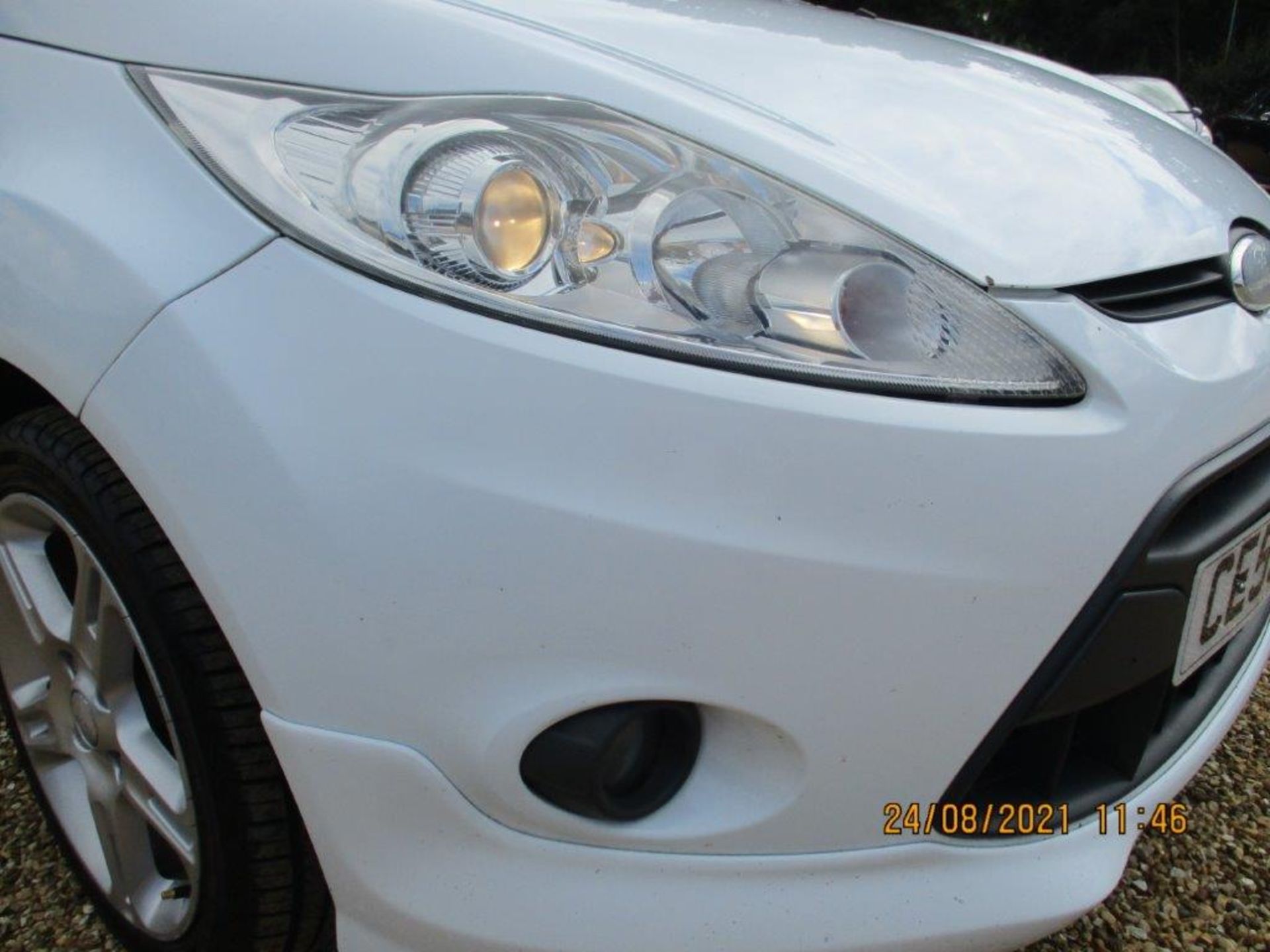 09 59 Ford Fiesta Zetec S 120 - Image 13 of 21