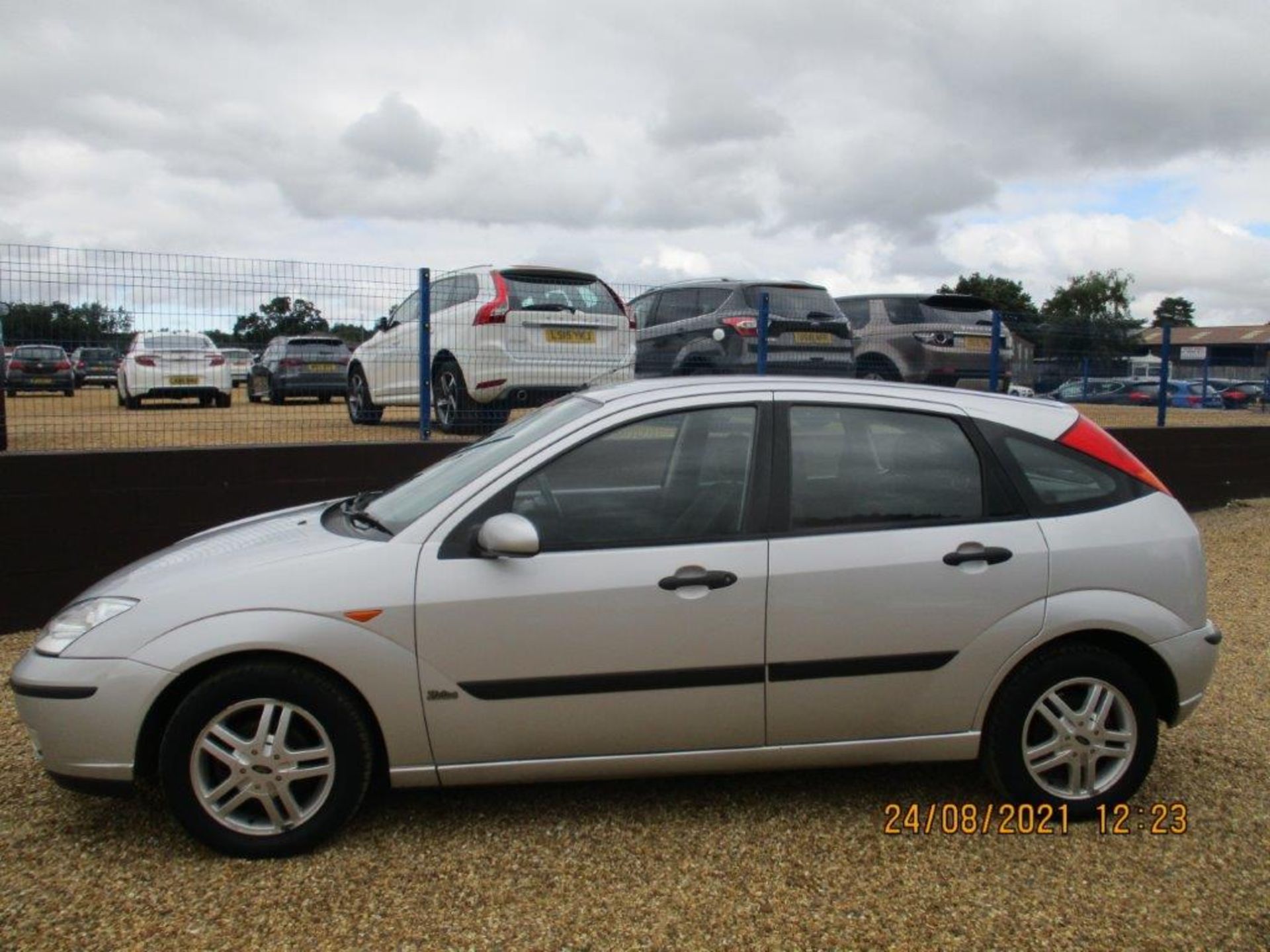 53 03 Ford Focus Zetec - Image 2 of 17