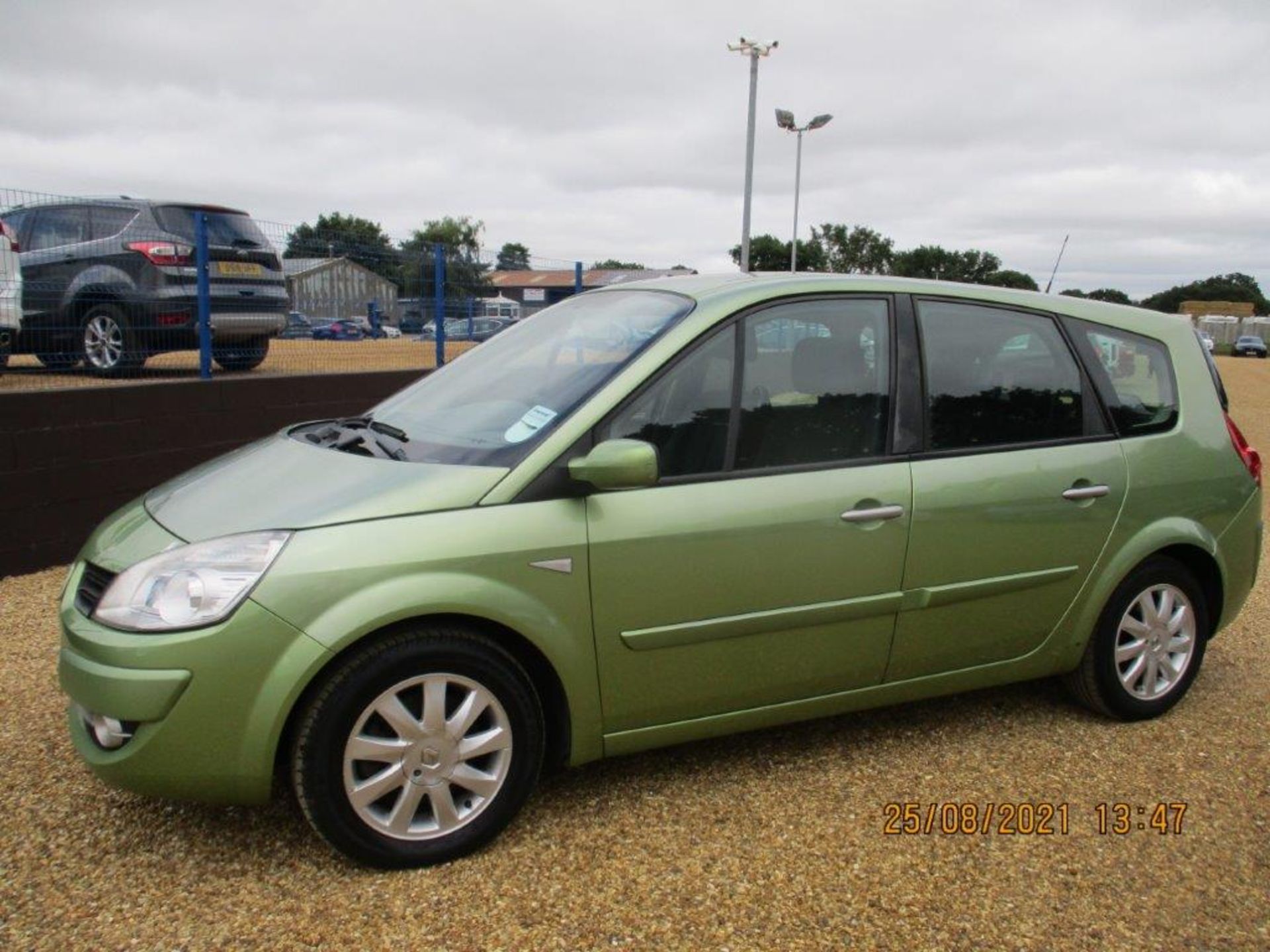 08 08 Renault Grand Scenic Dyn-7 VVT