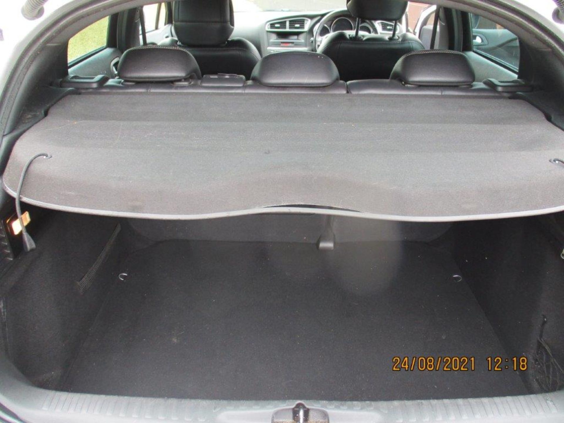 13 13 Citroen DS4 Style HDI 5dr - Image 19 of 21