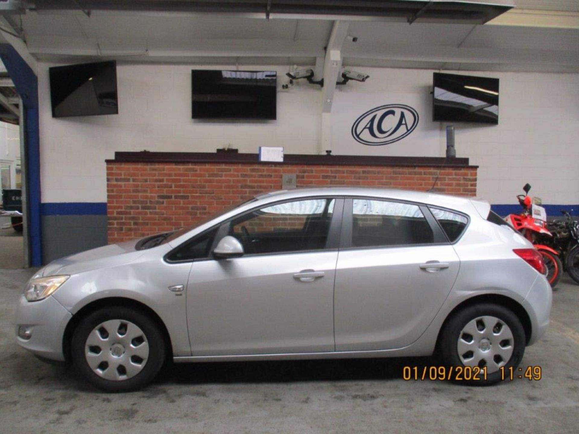 12 12 Vauxhall Astra Excl CDTI - Image 3 of 19