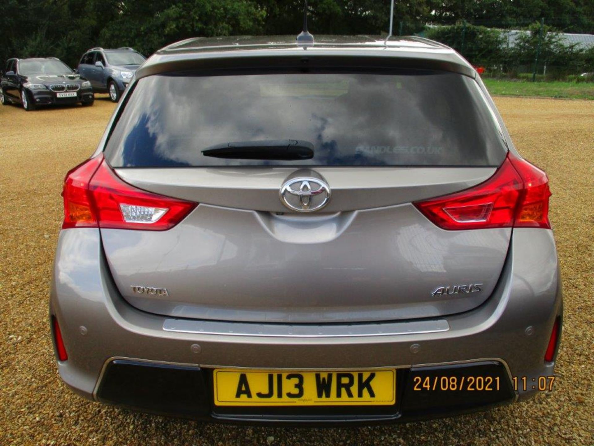 13 13 Toyota Auris Excel D4-D - Image 2 of 24