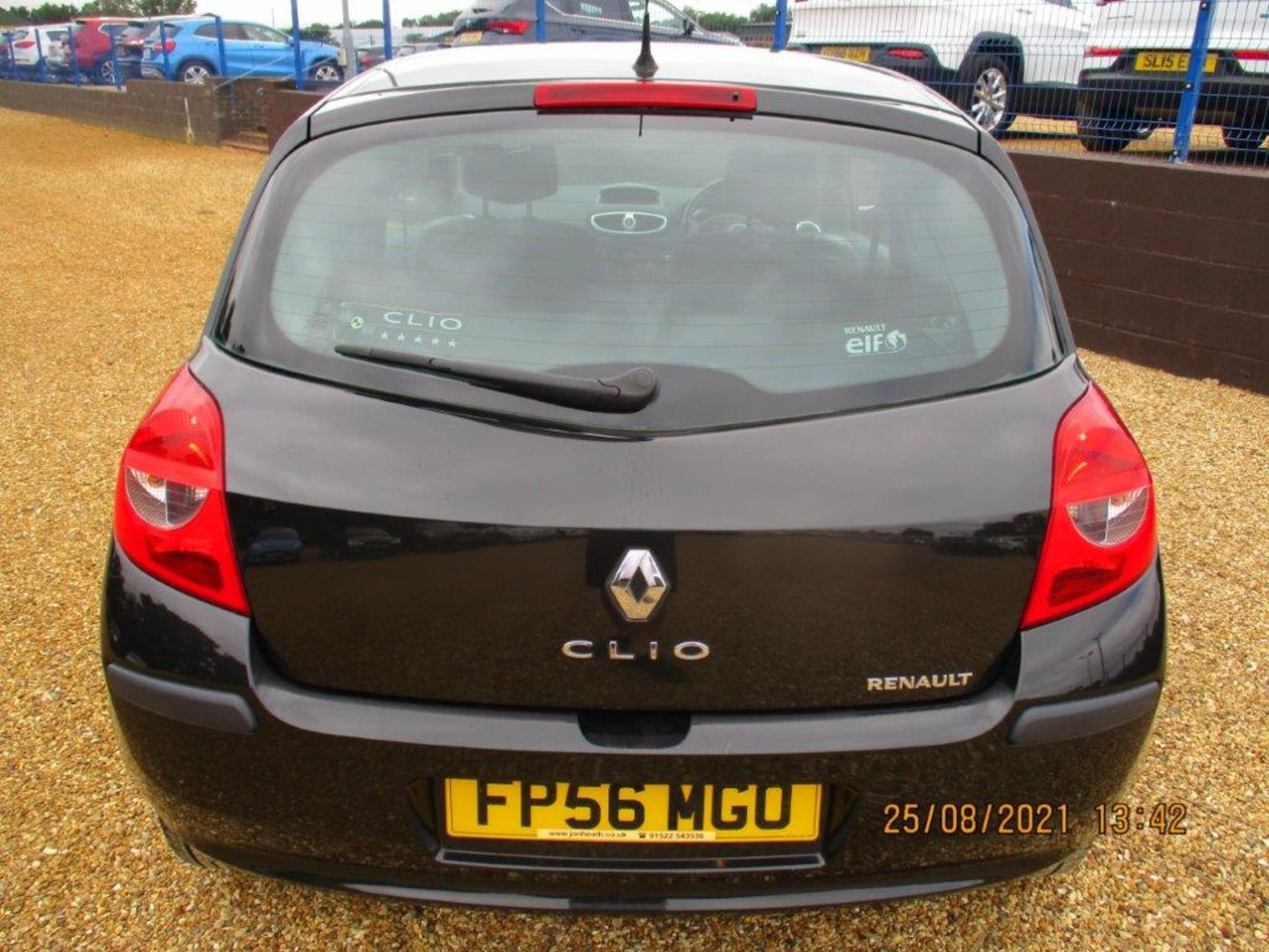 56 06 Renault Clio Dynamique - Image 3 of 17