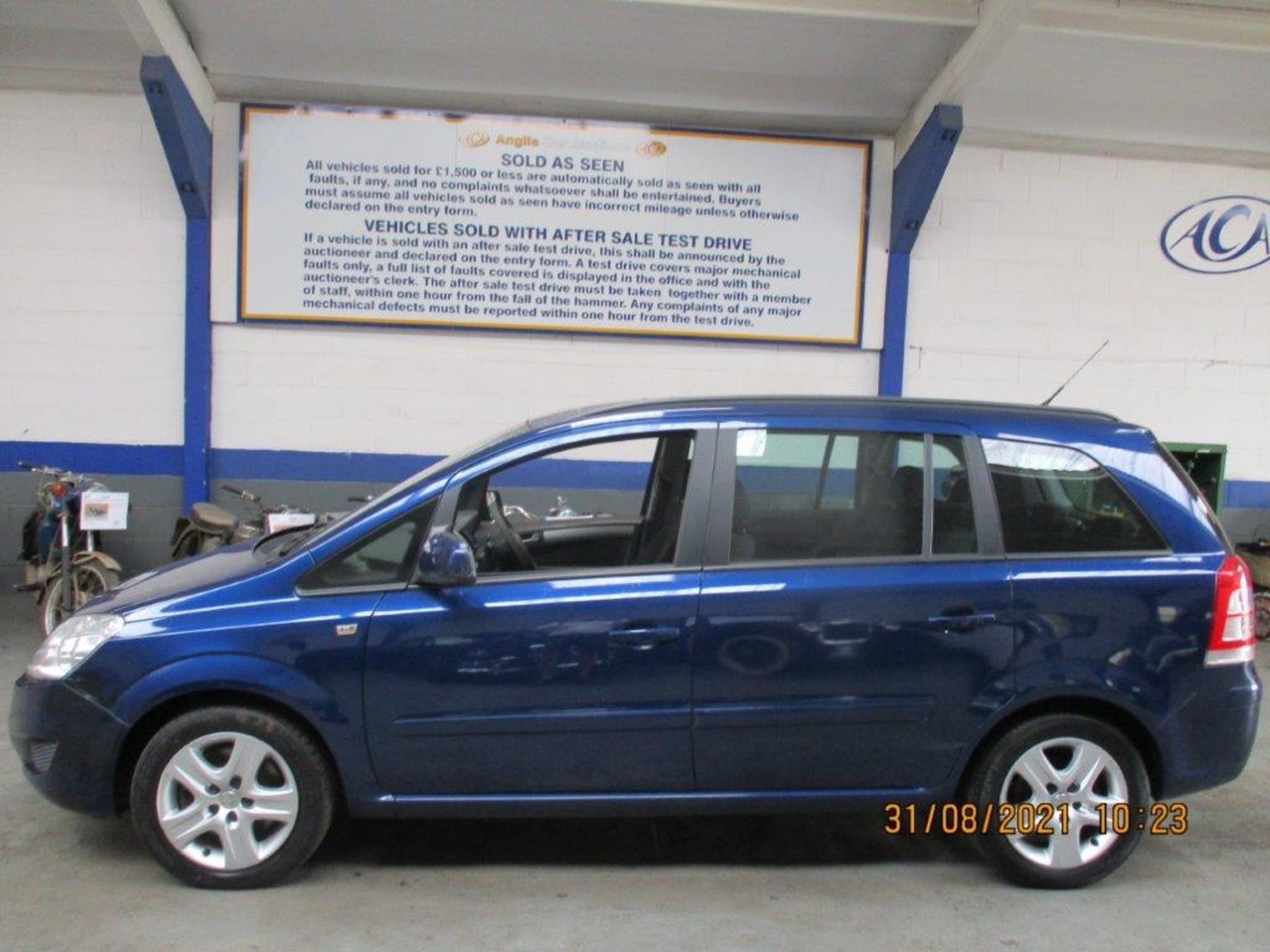 10 10 Vauxhall Zafira Exclusiv CDTi - Image 3 of 24