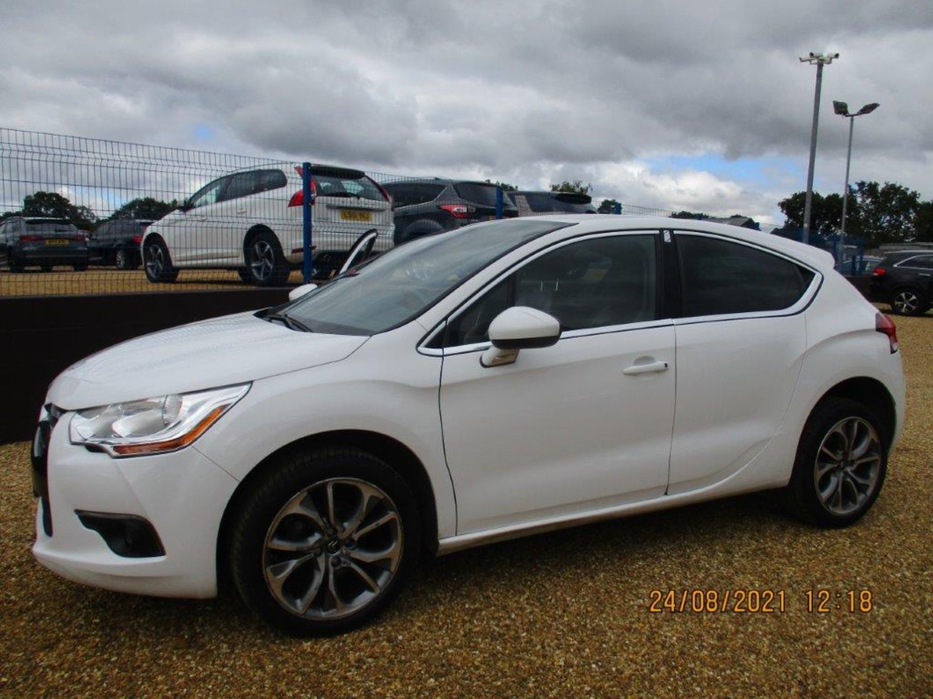 13 13 Citroen DS4 Style HDI 5dr