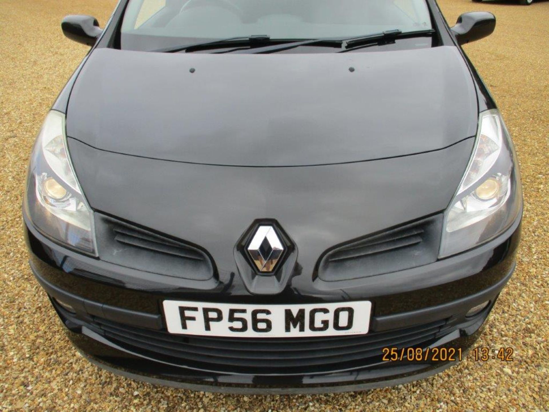 56 06 Renault Clio Dynamique - Image 4 of 17