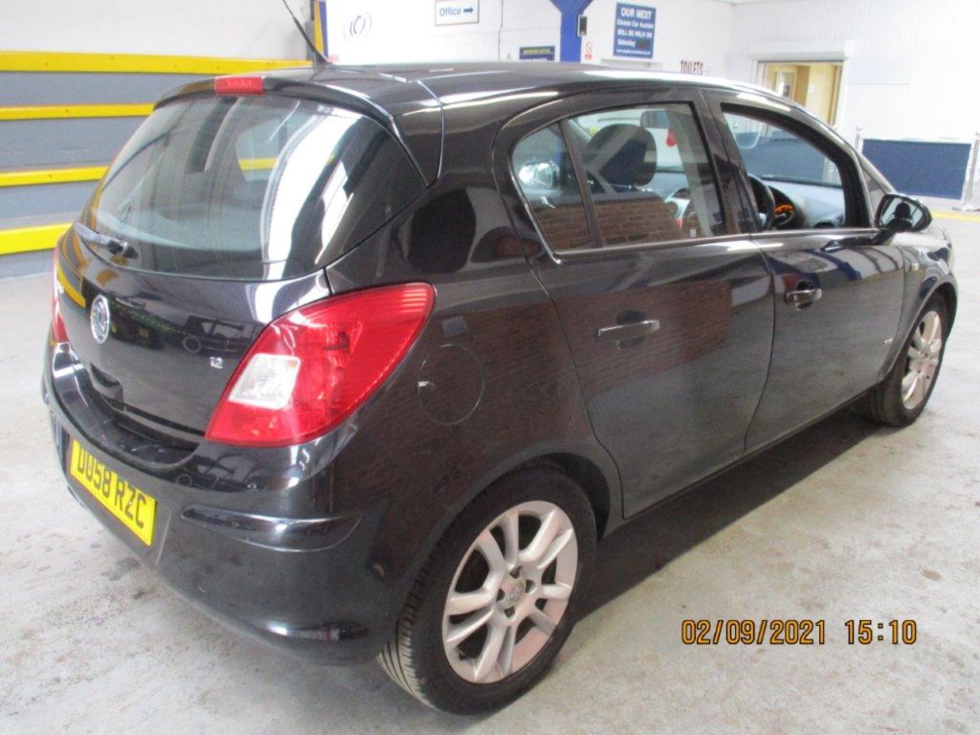 58 08 Vauxhall Corsa SXI - Image 3 of 21