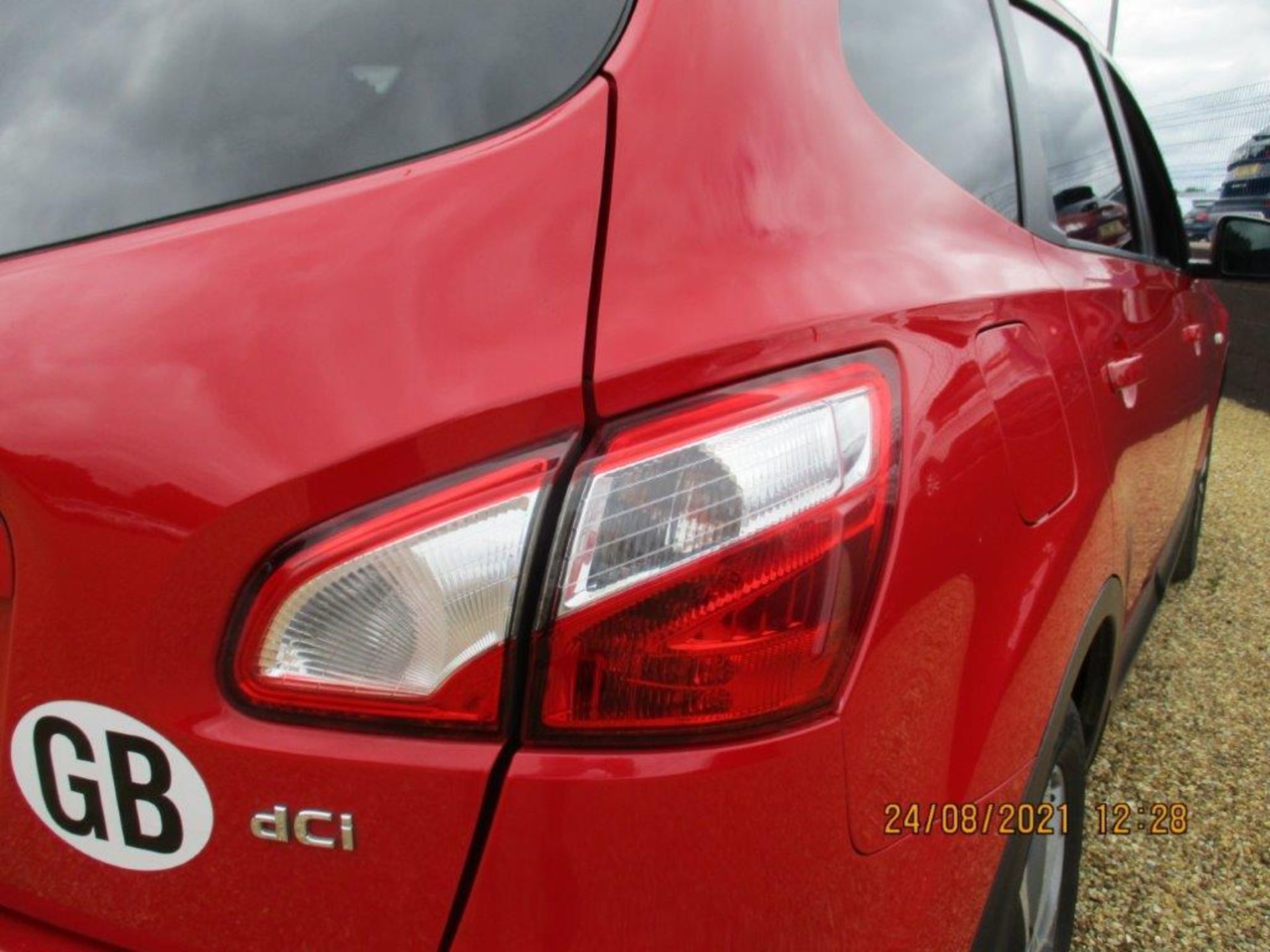 62 12 Nissan Qashqai Tekna iS+2 DCi - Image 12 of 28