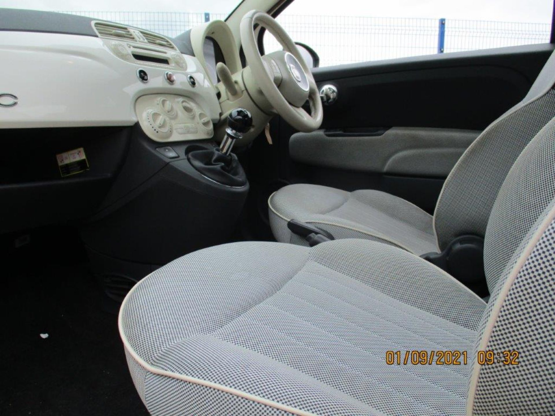 09 09 Fiat 500 Longe - Image 17 of 20