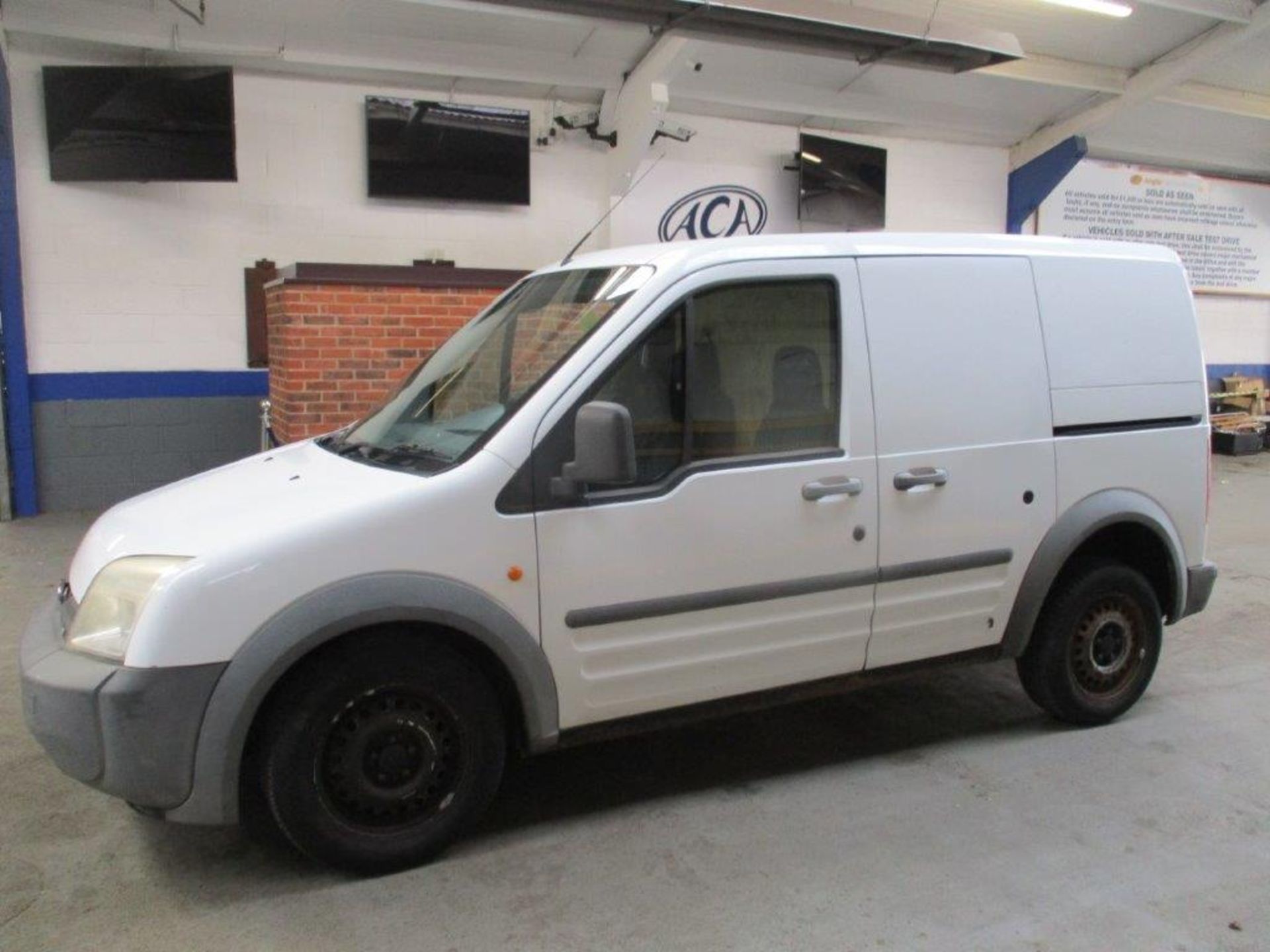 07 07 Ford Transit Conn T220 L90